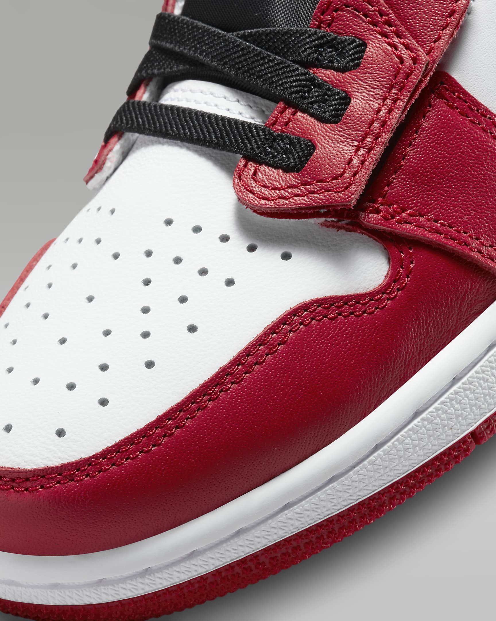Air Jordan 1 Low FlyEase Men's Easy On/Off Shoes. Nike JP