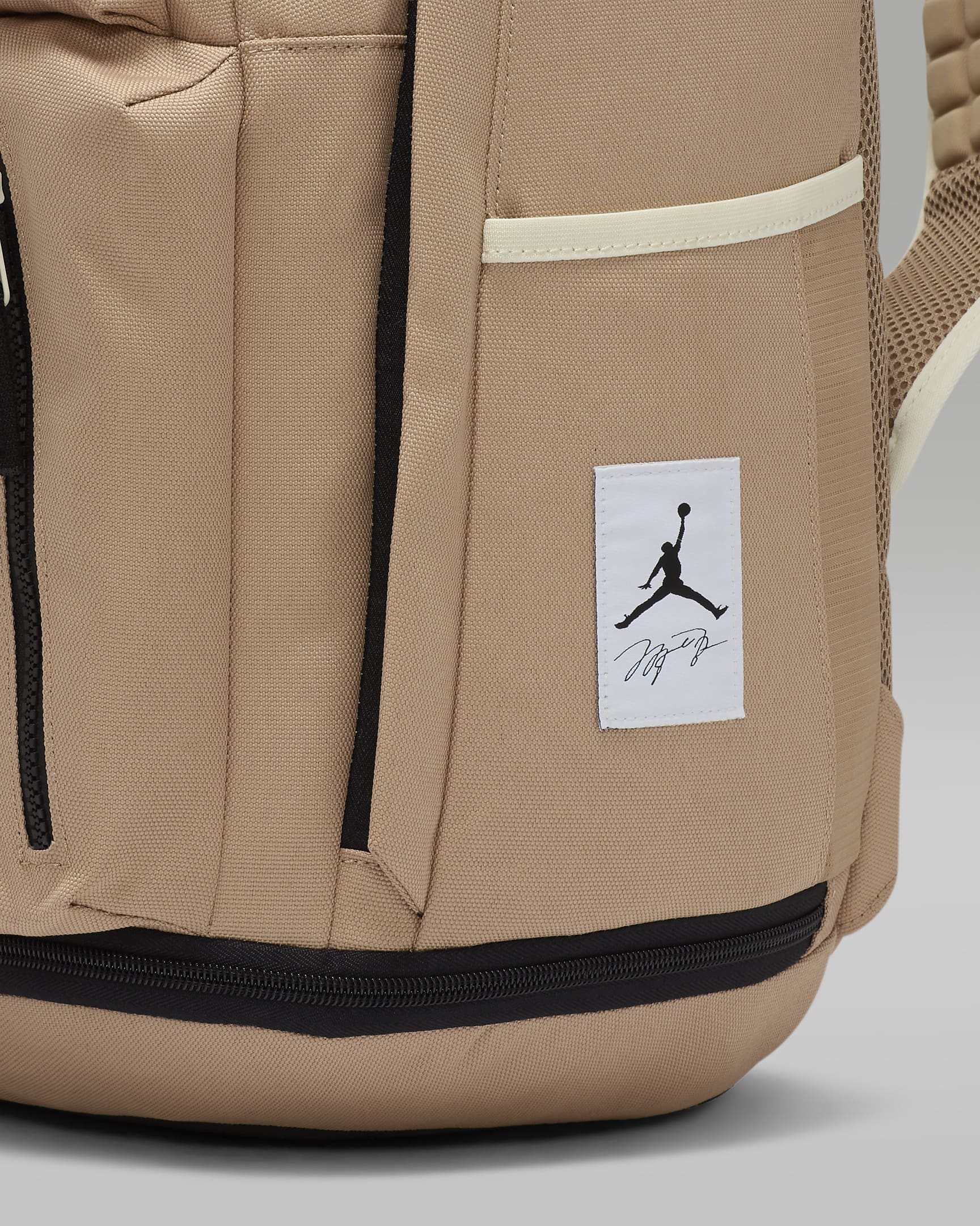 Jordan Sport Backpack Backpack (35L). Nike NL