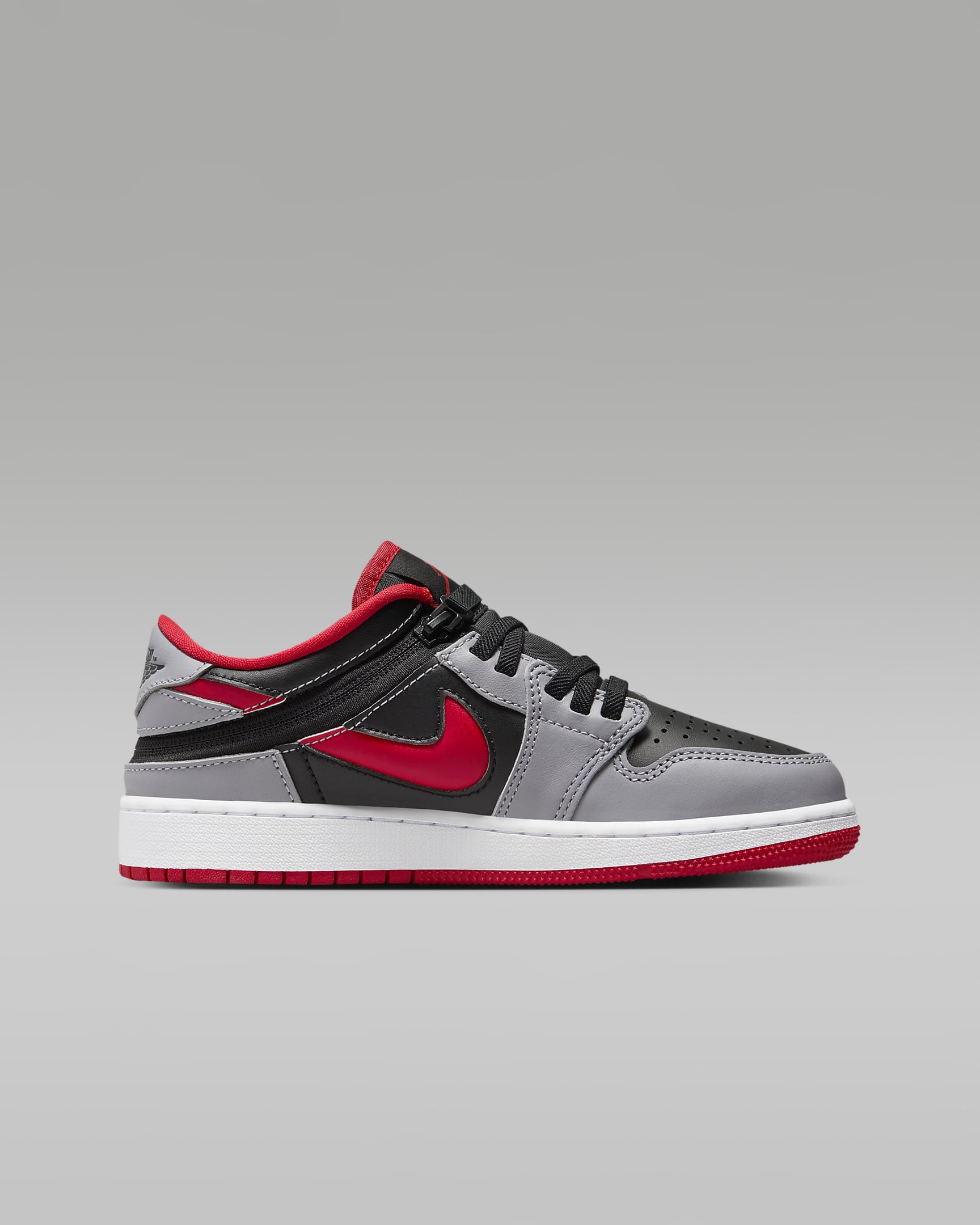 Air Jordan 1 Low FlyEase Zapatillas - Niño/a - Negro/Cement Grey/Blanco/Fire Red