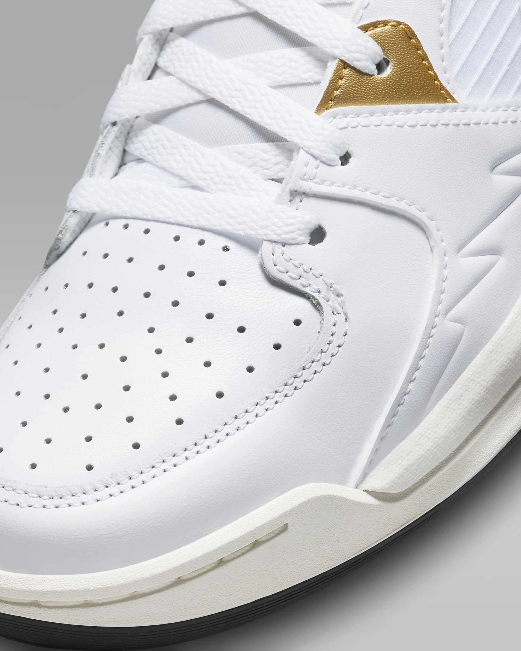 Jordan Stadium 90 Men's Shoes - White/Black/Sail/Metallic Gold