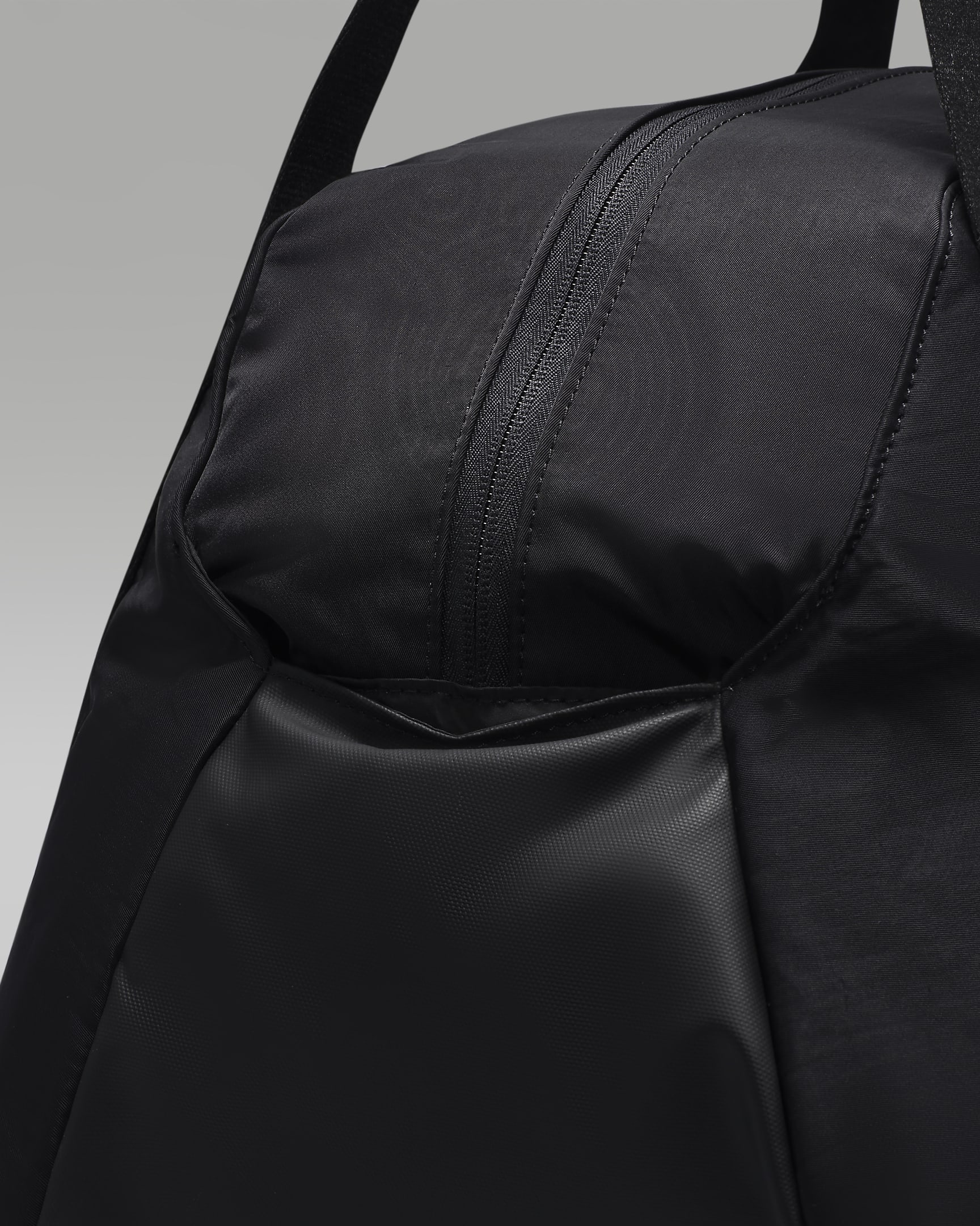 Jordan Alpha Duffle Bag (46.8L) - Black