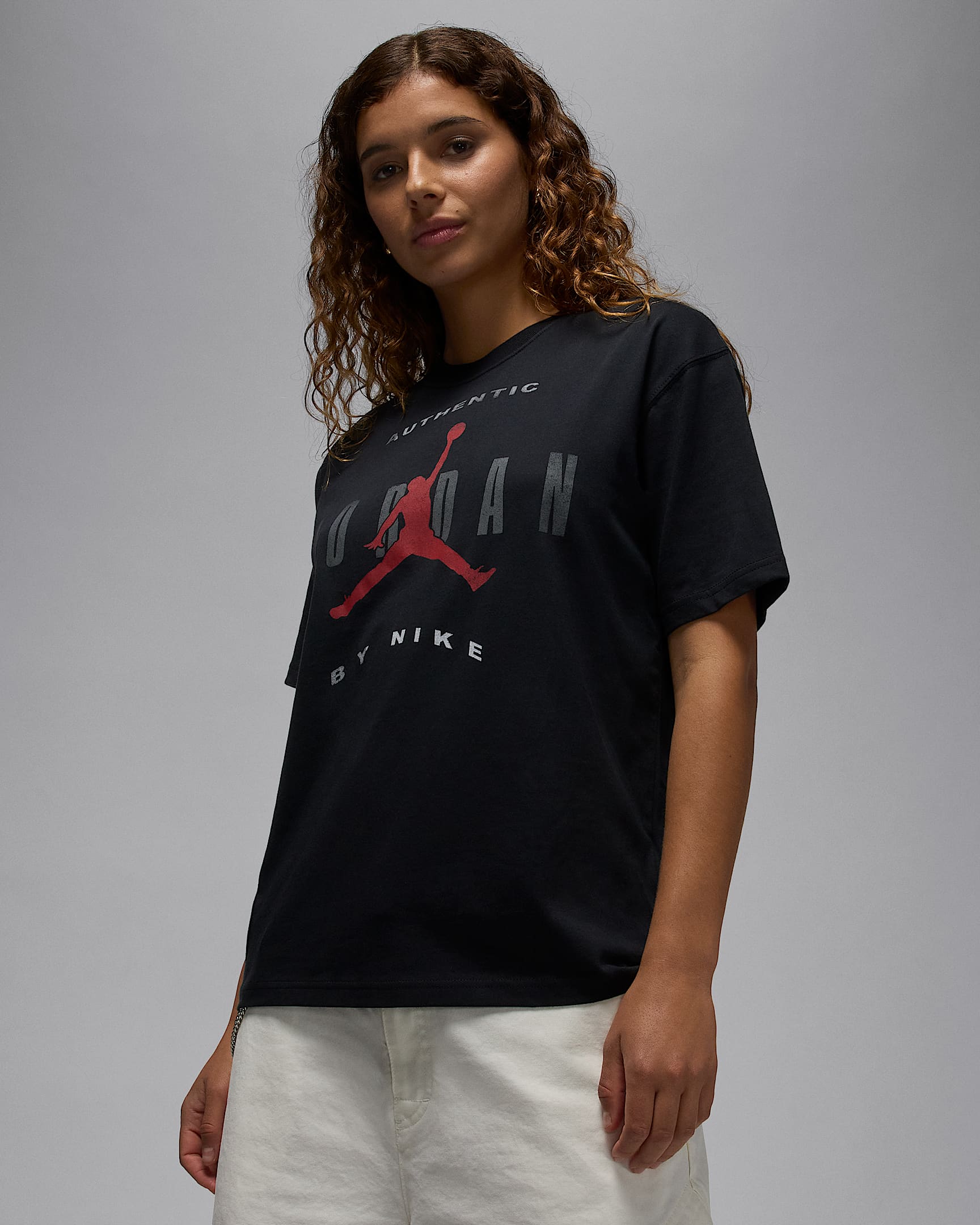 Playera con gráfico para mujer Jordan Flight - Negro/Gris hierro/Rojo universitario