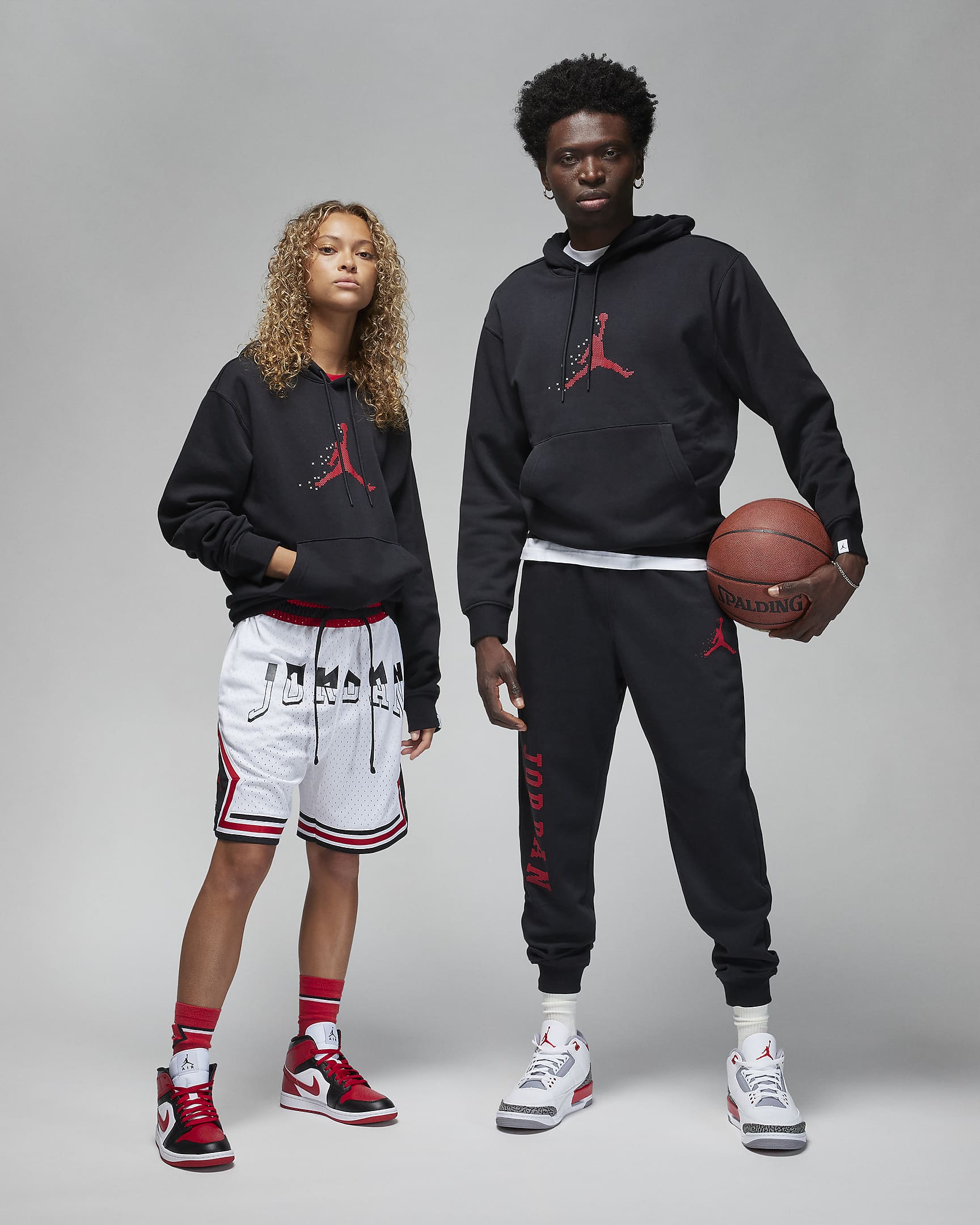 Jordan Essentials Festive Fleece Pullover Hoodie. Nike UK