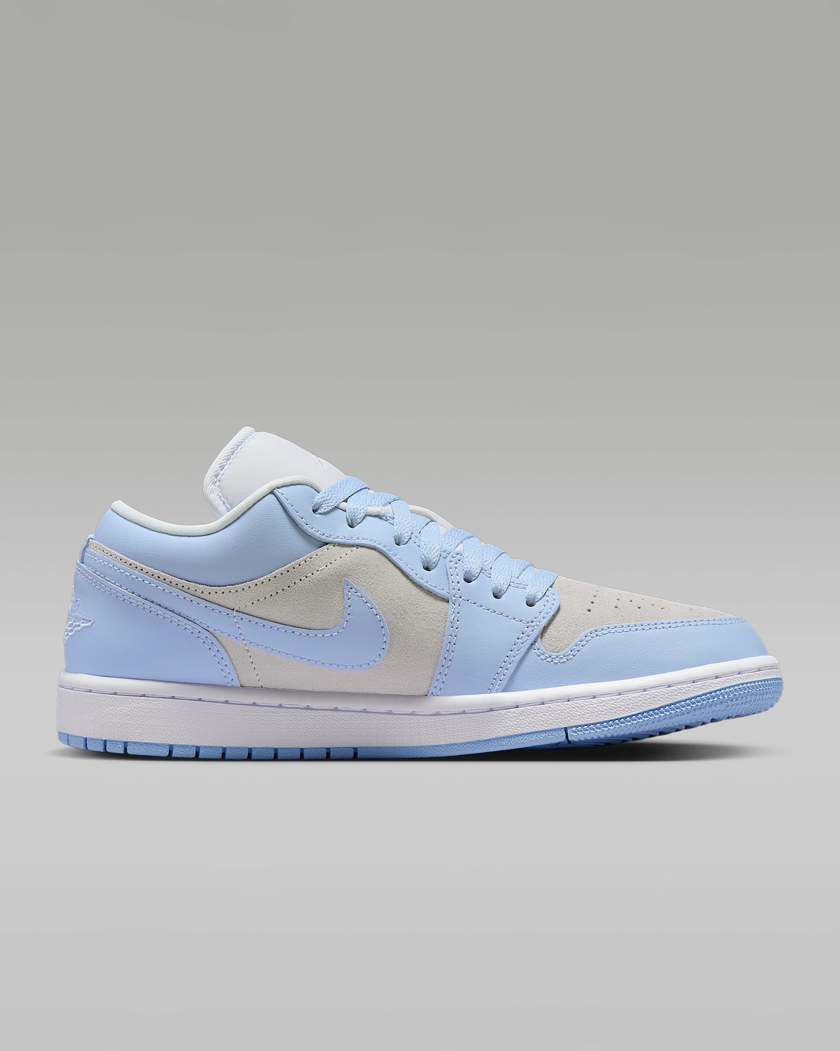 Air Jordan 1 Low Women's Shoes - Football Grey/White/Aluminium