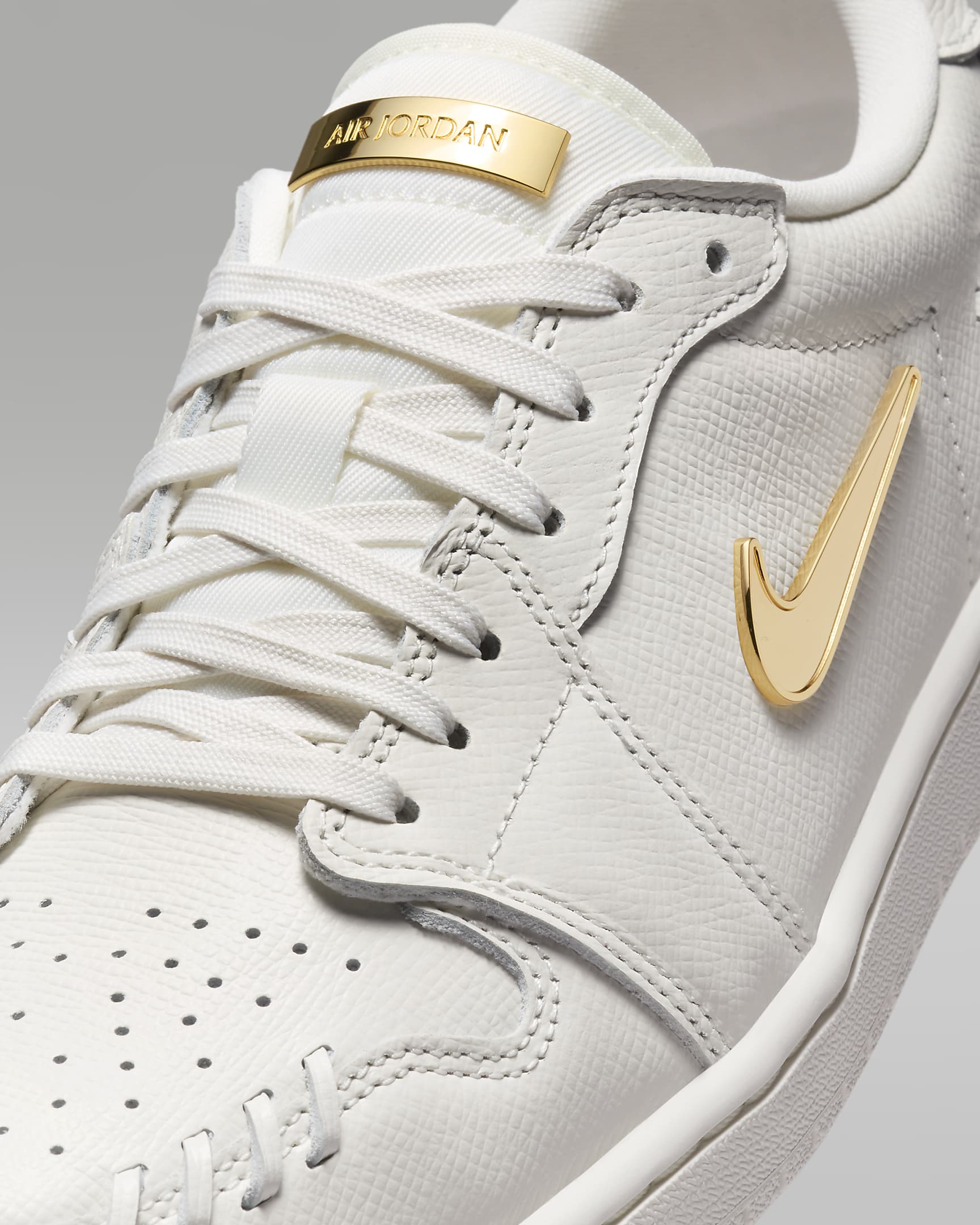 Air Jordan 1 Low Method of Make Shoes - Sail/Sail/Metallic Gold