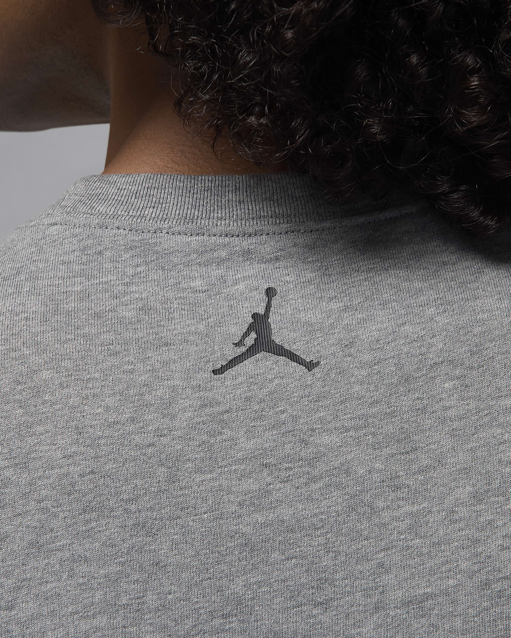 Ανδρικό κοντομάνικο T-Shirt Jordan - Carbon Heather/Μαύρο