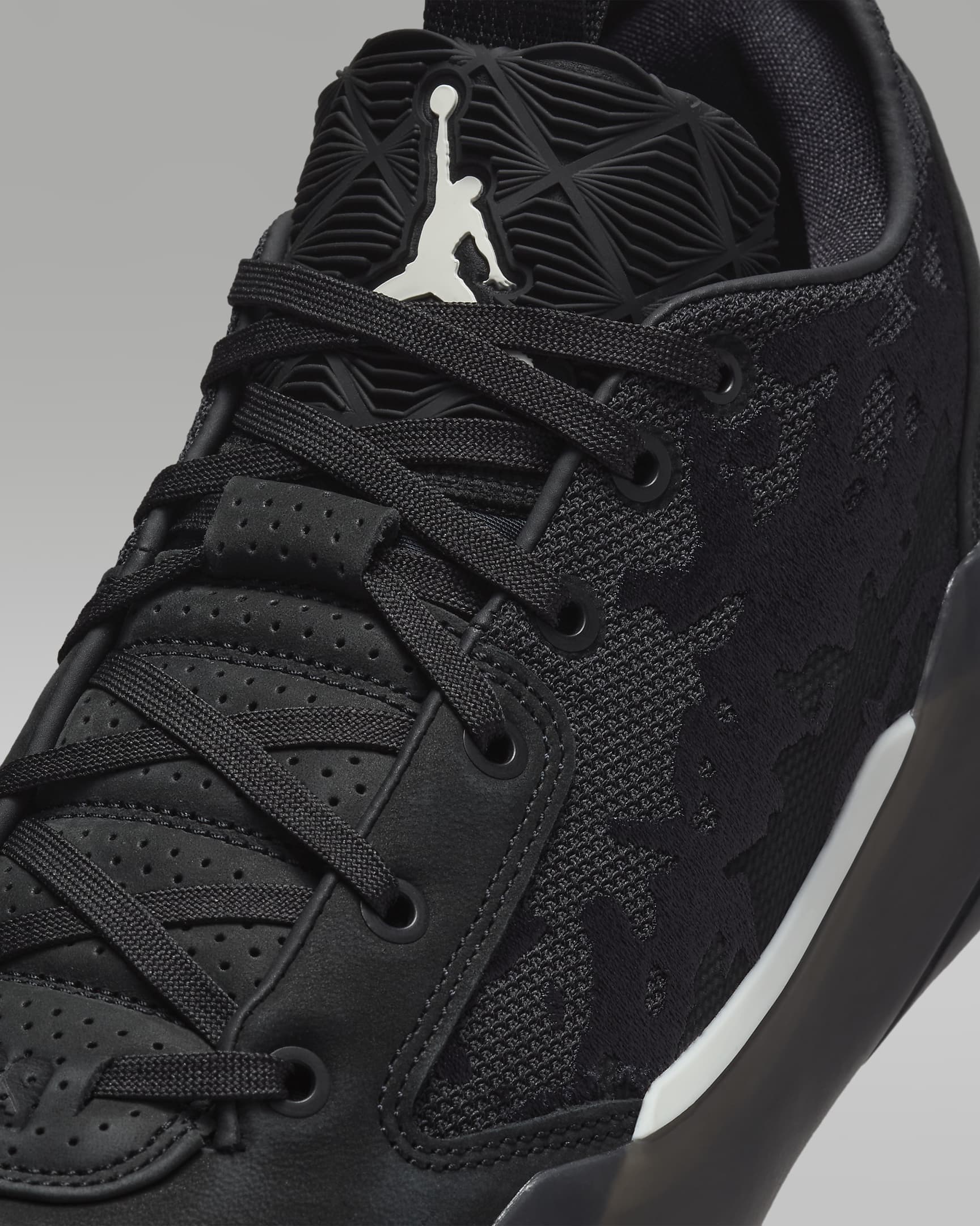 Air Jordan XXXIX PF Basketball Shoes - Black/Sail