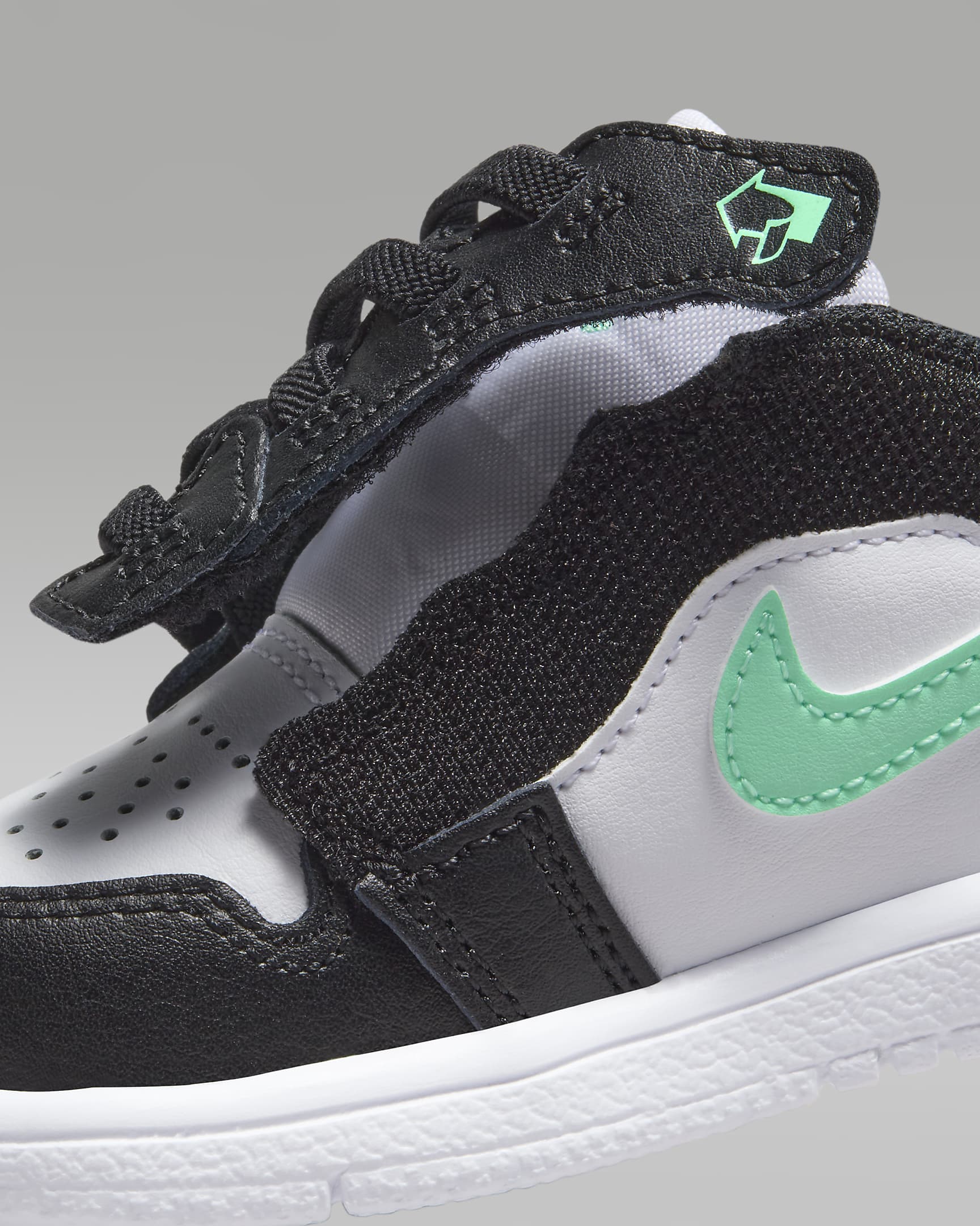 Jordan 1 Low Alt Baby & Toddler Shoes - White/Green Glow/Black