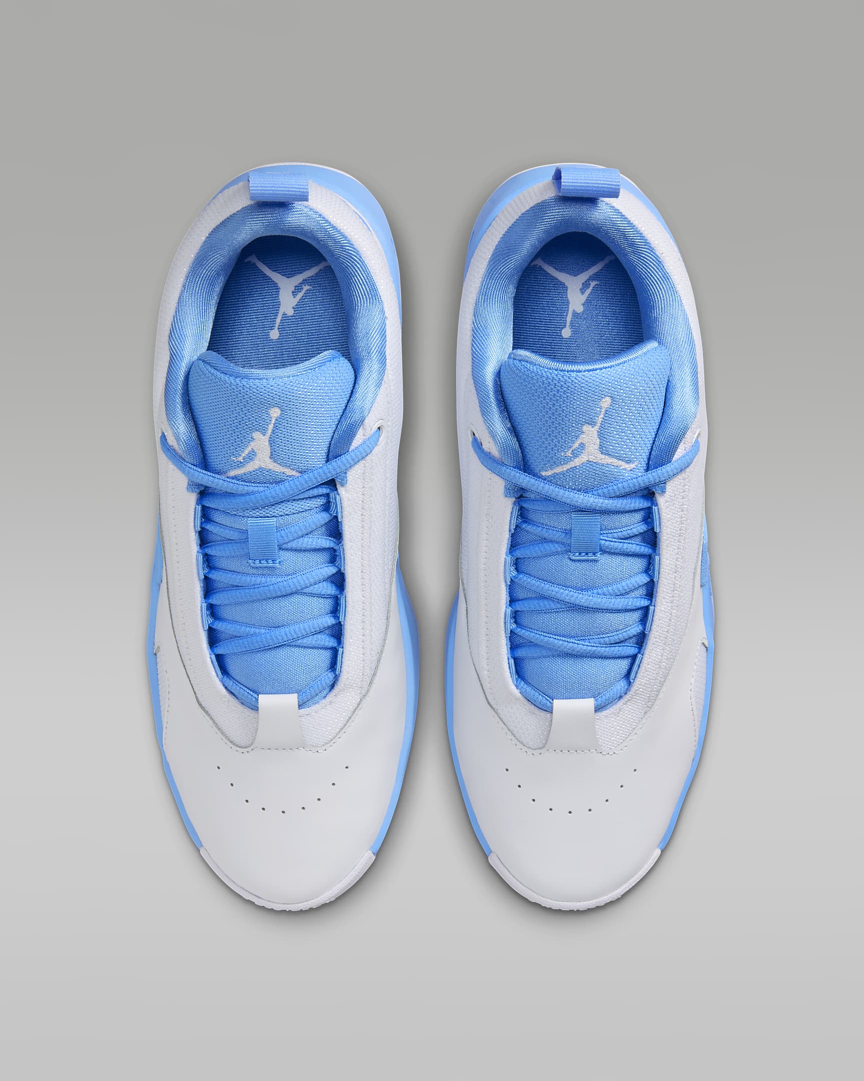 Jordan Max Aura 6 Women's Shoes - White/University Blue/White