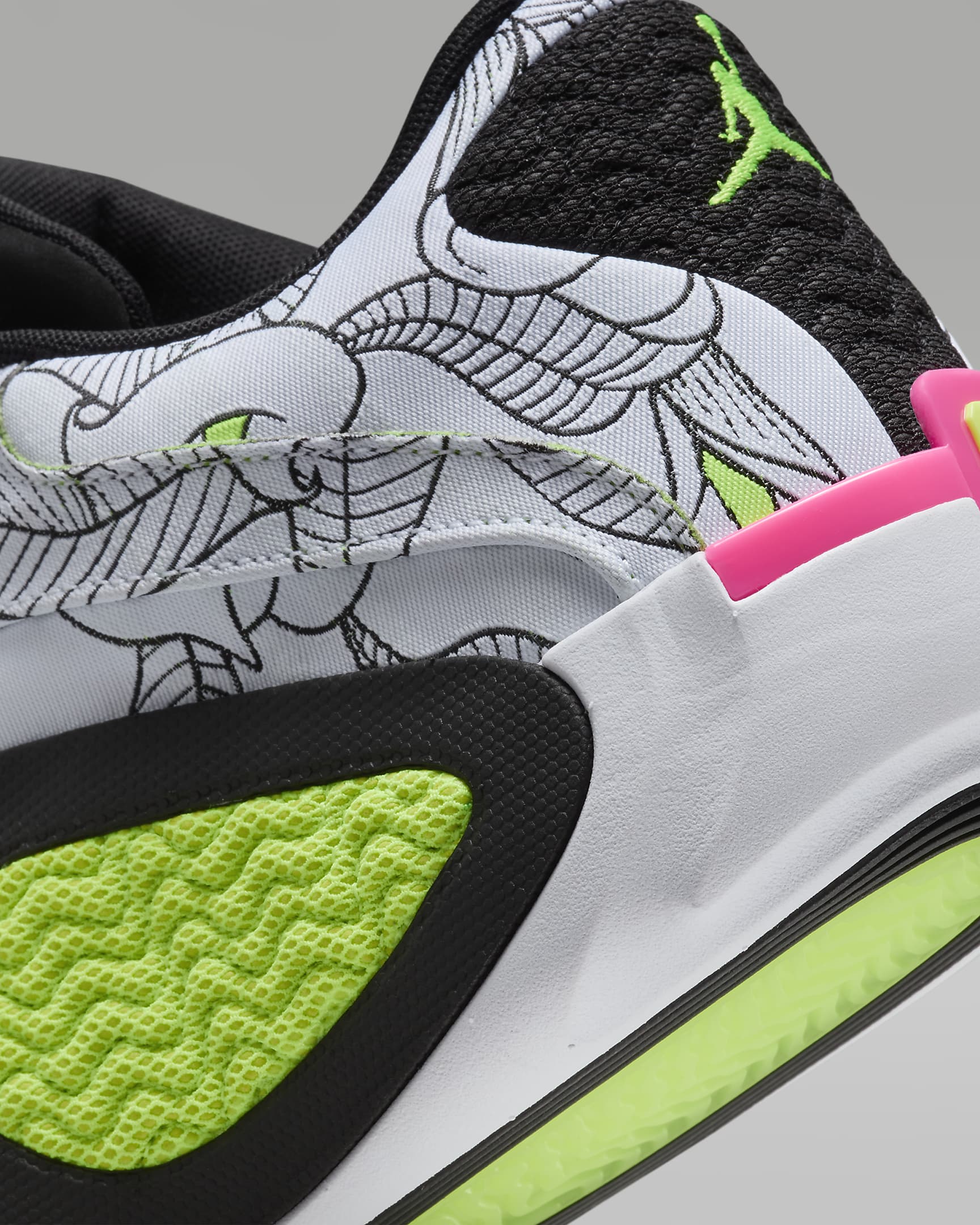 Tatum 2 Basketballschuh - Weiß/Schwarz/Hyper Pink/Volt