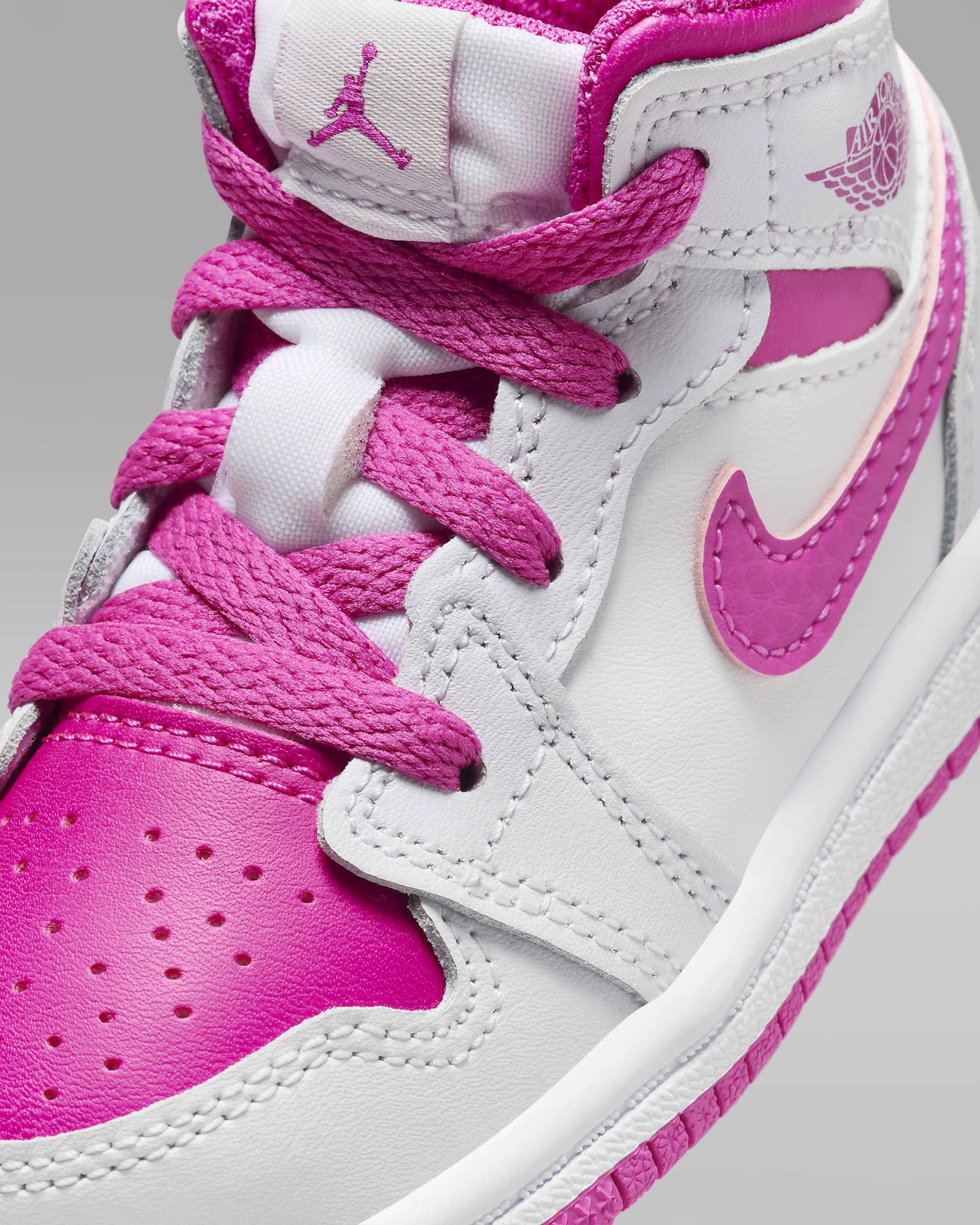 Chaussure Jordan 1 Mid pour bébé et tout-petit - Iris Whisper/Blanc/Fire Pink