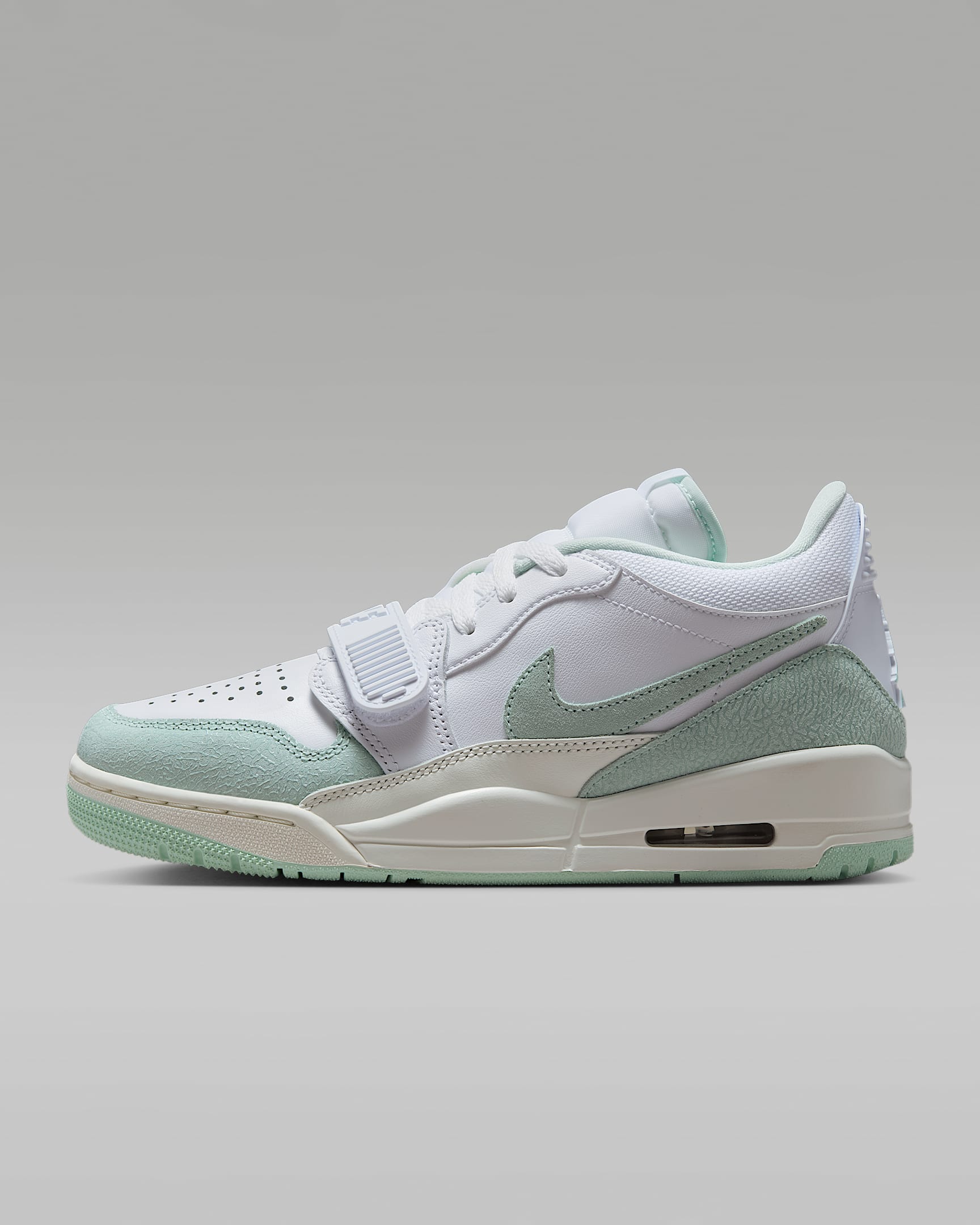 Air Jordan Legacy 312 Low Women's Shoes - White/Sail/Igloo