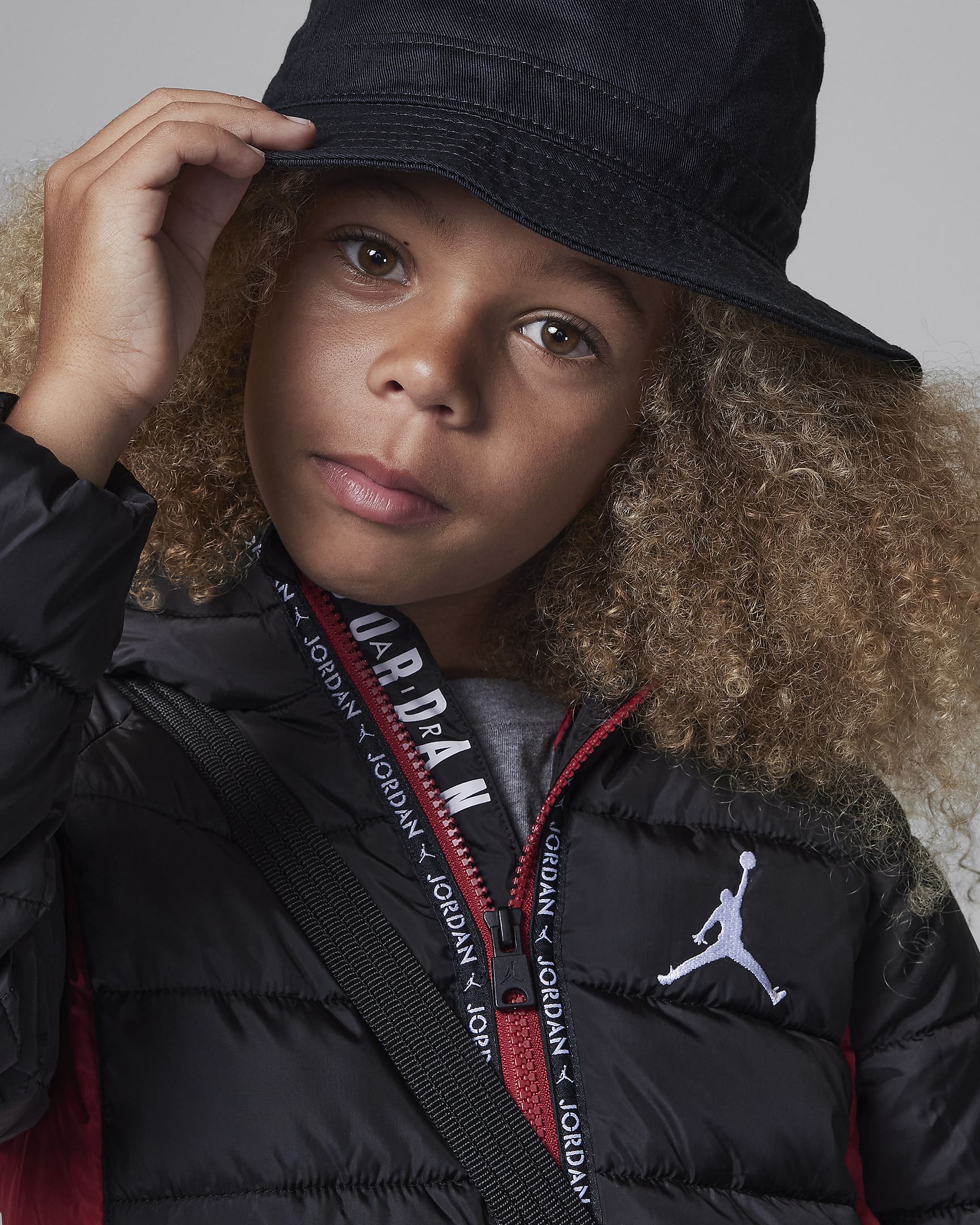 Jordan Younger Kids' Heavyweight Hooded Puffer Jacket. Nike SE