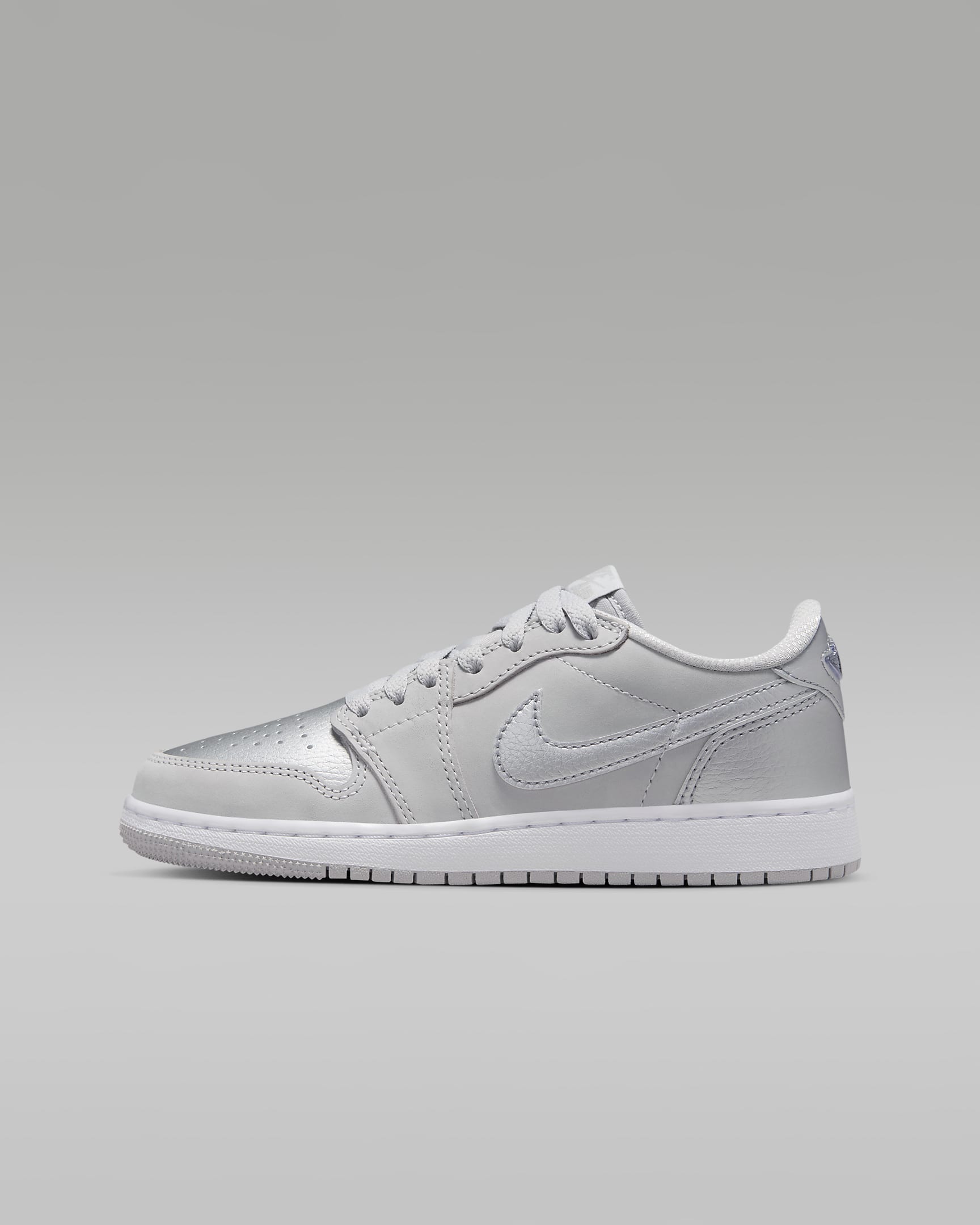 Air Jordan 1 Low OG 'Silver' Older Kids' Shoes - Neutral Grey/White/Metallic Silver