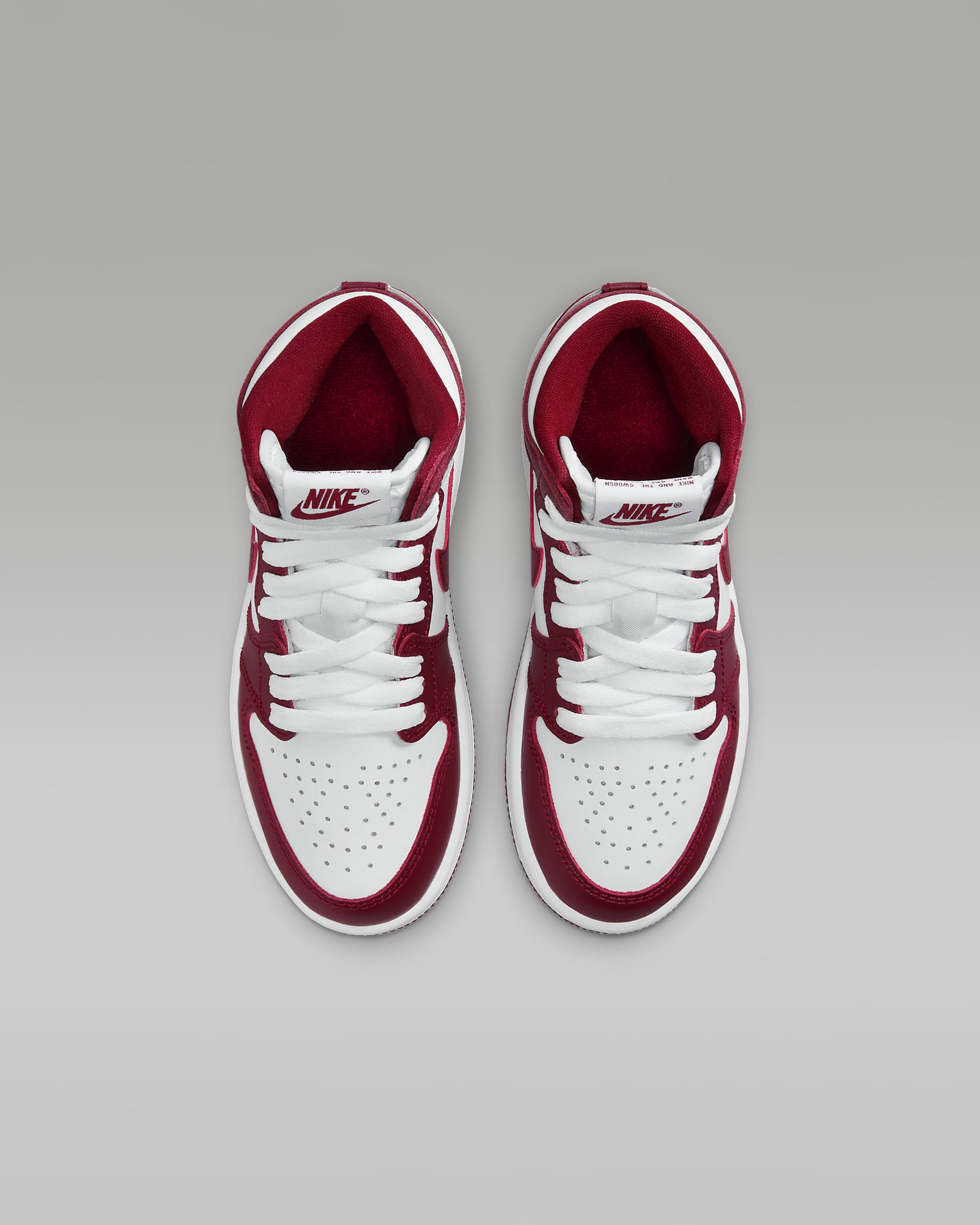 Jordan 1 Retro High OG Younger Kids' Shoes - White/Team Red