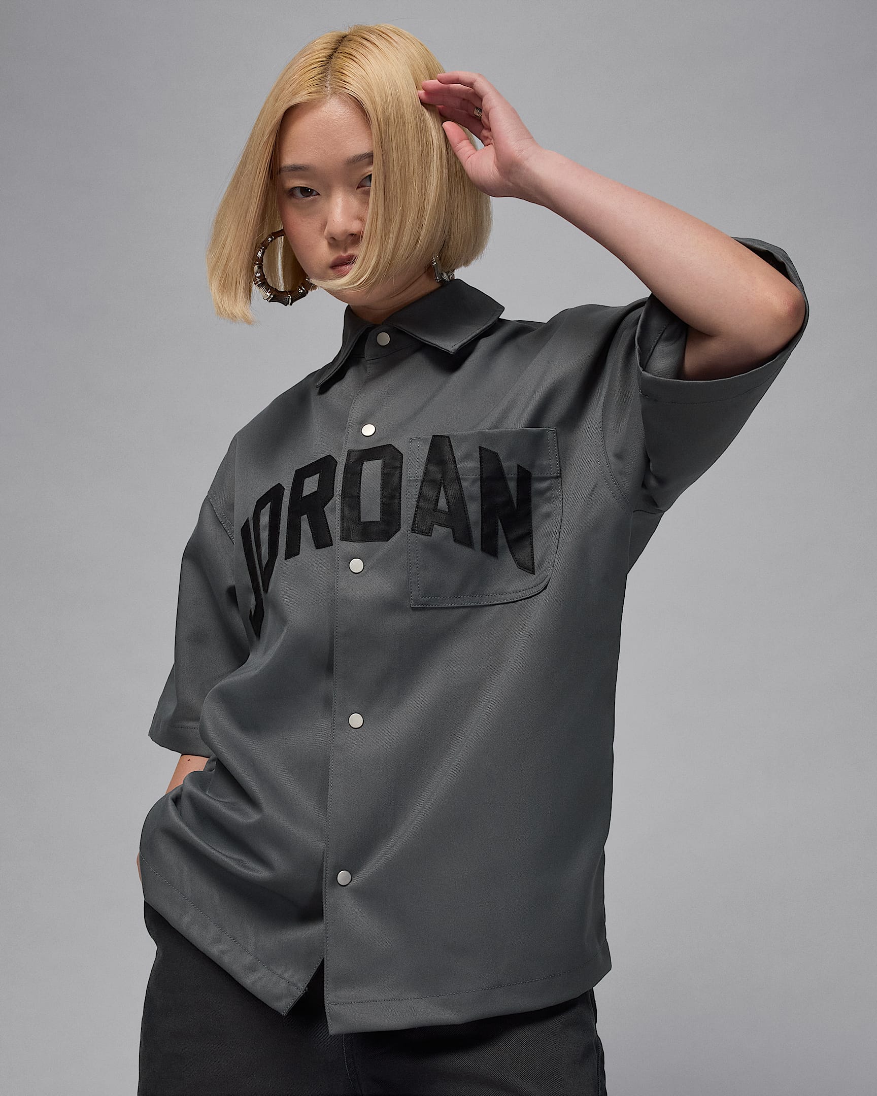 Jordan Flight Women's Woven Short-Sleeve Top - Iron Grey/Dark Smoke Grey
