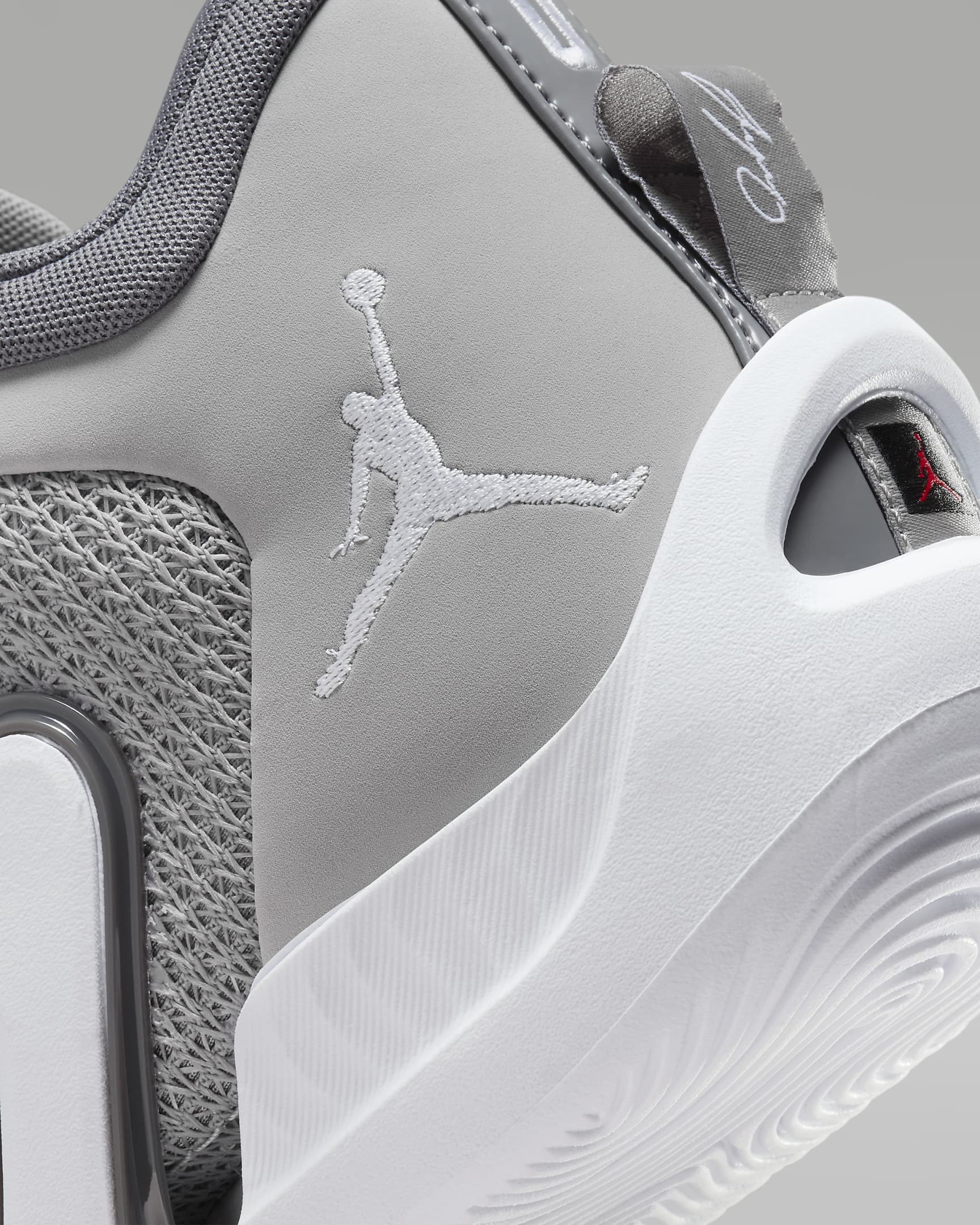 team basketball shoes
