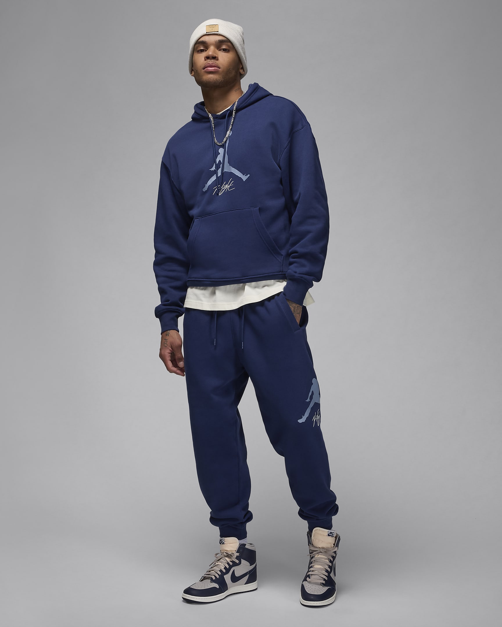 Jordan Essentials Men's Fleece Baseline Trousers - Midnight Navy/Ashen Slate