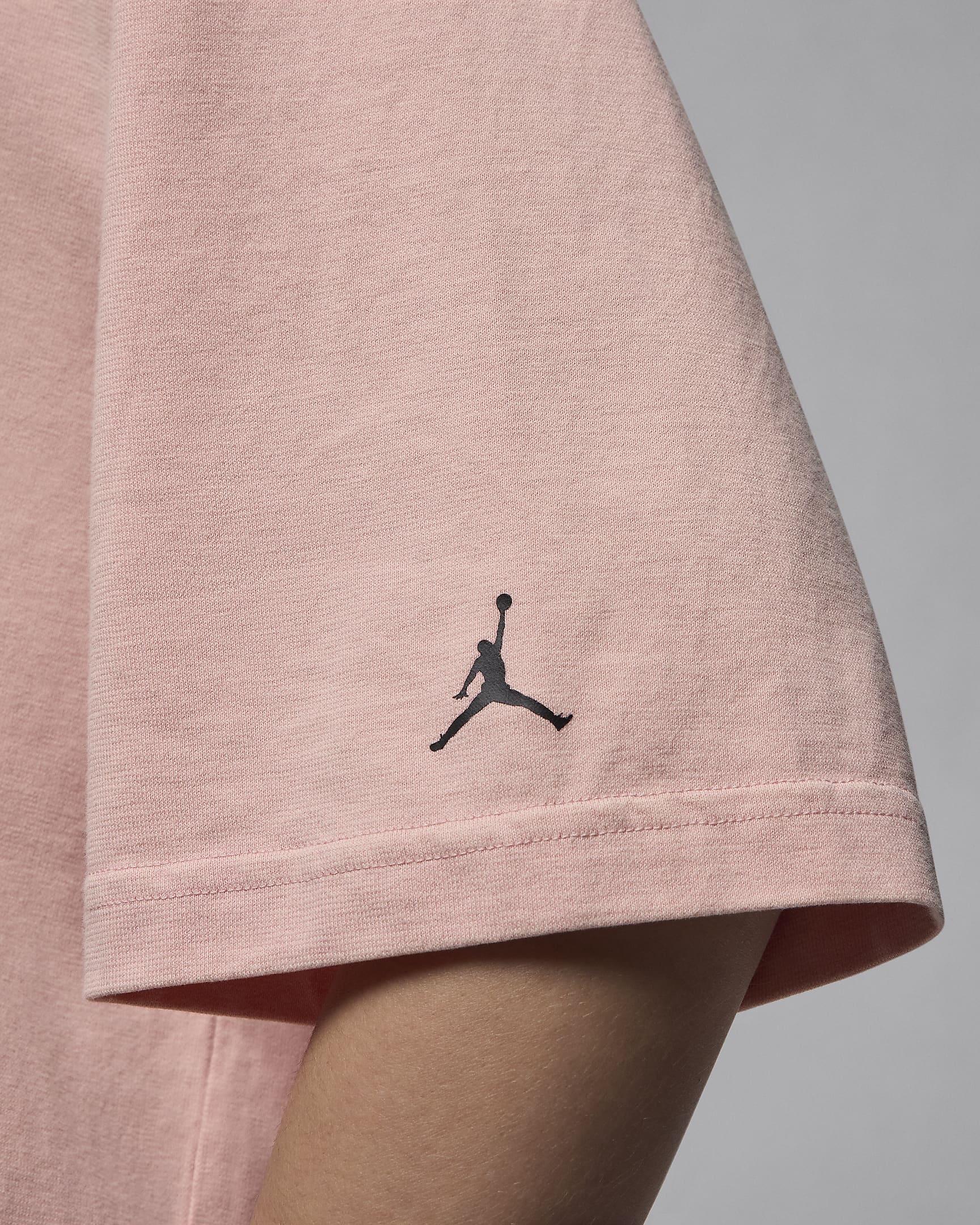 Jordan Women's Oversized Graphic T-Shirt. Nike.com