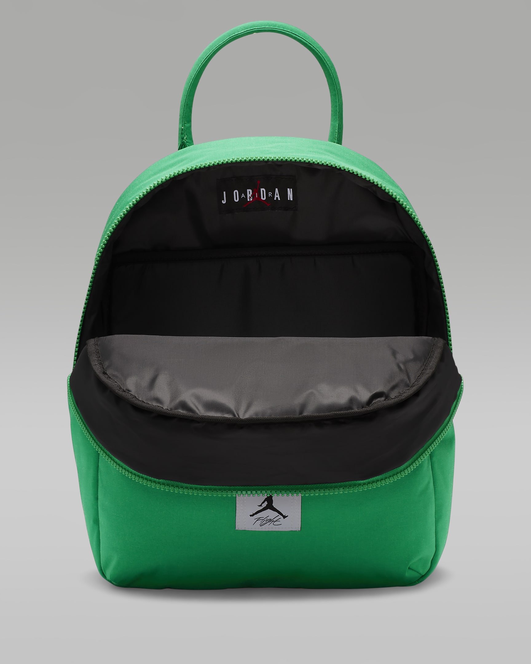 Jordan Flight Backpack Backpack (19L). Nike SI