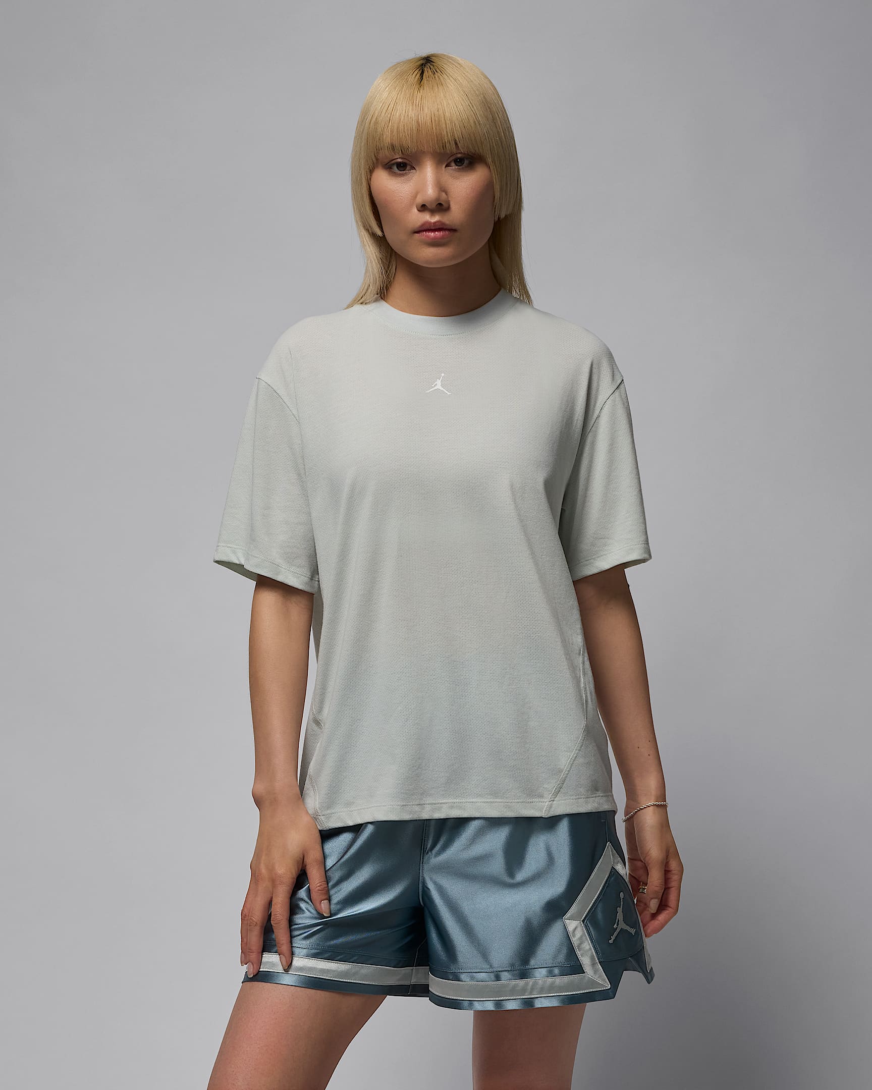 Jordan Sport Women's Diamond Short-Sleeve Top - Light Silver/White