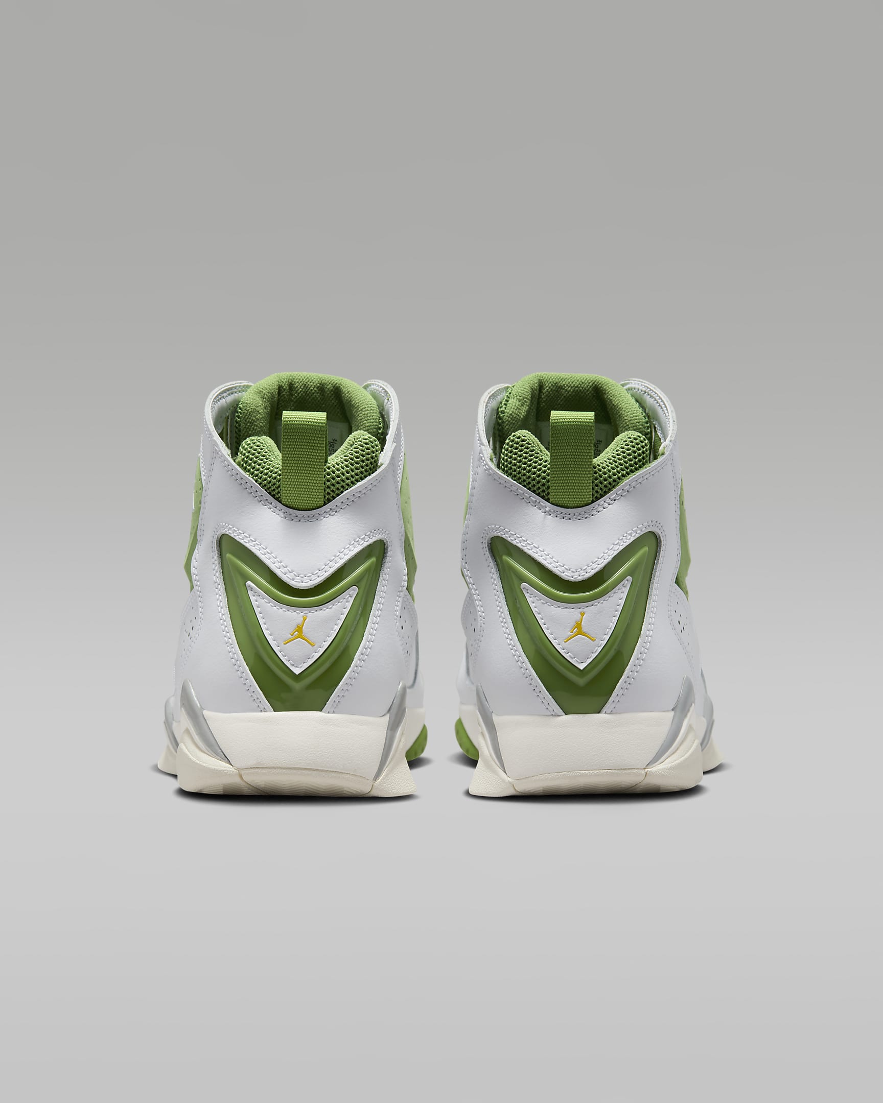 Jordan True Flight Men's Shoes - White/Sail/Lightning/Chlorophyll