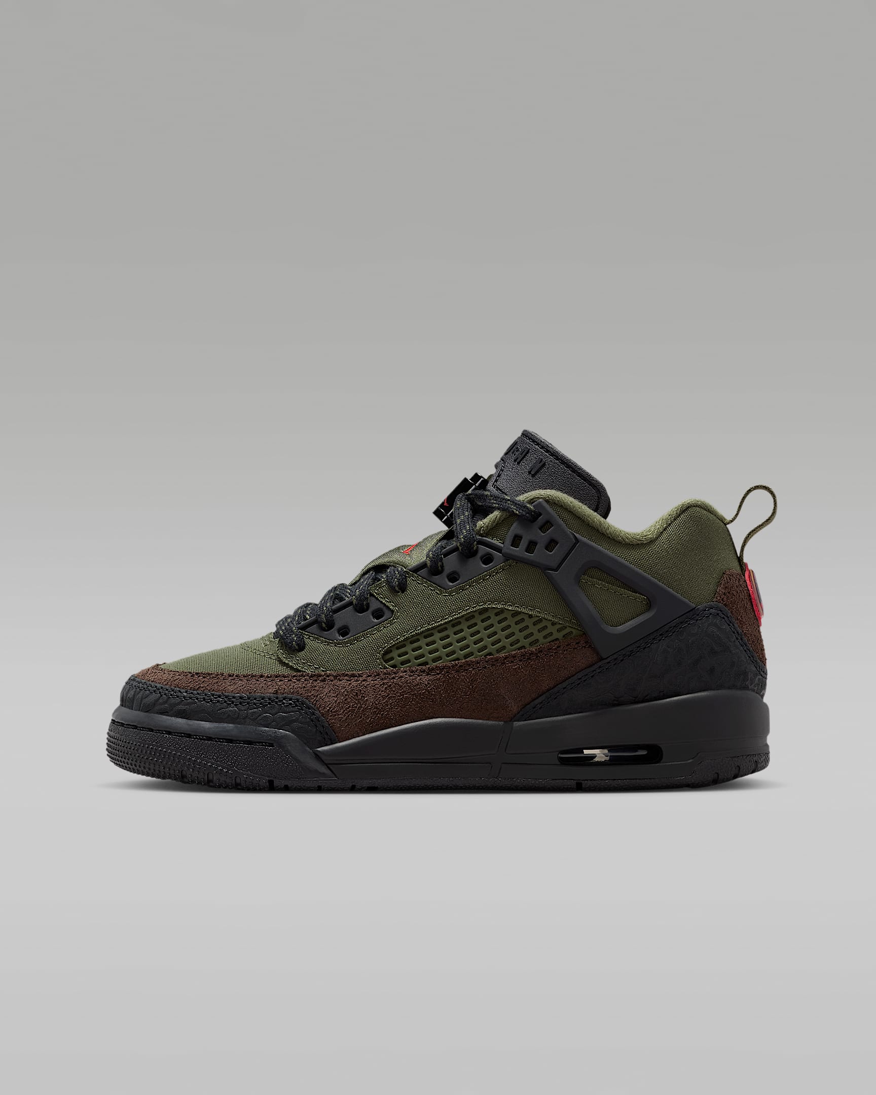 Jordan Spizike Low cipő nagyobb gyerekeknek - Medium Olive/Fekete/Baroque Brown/University Red