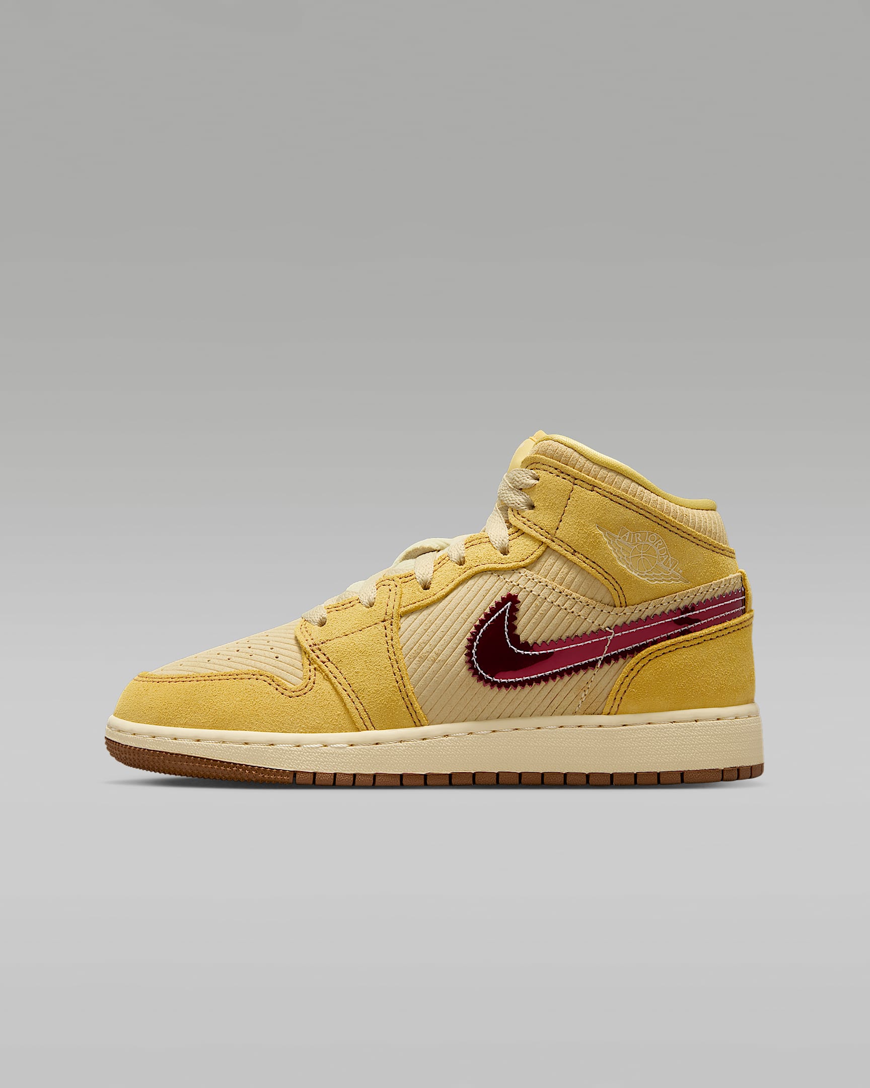 Air Jordan 1 Mid SE Big Kids' Shoes - Saturn Gold/Team Gold/Muslin/University Red
