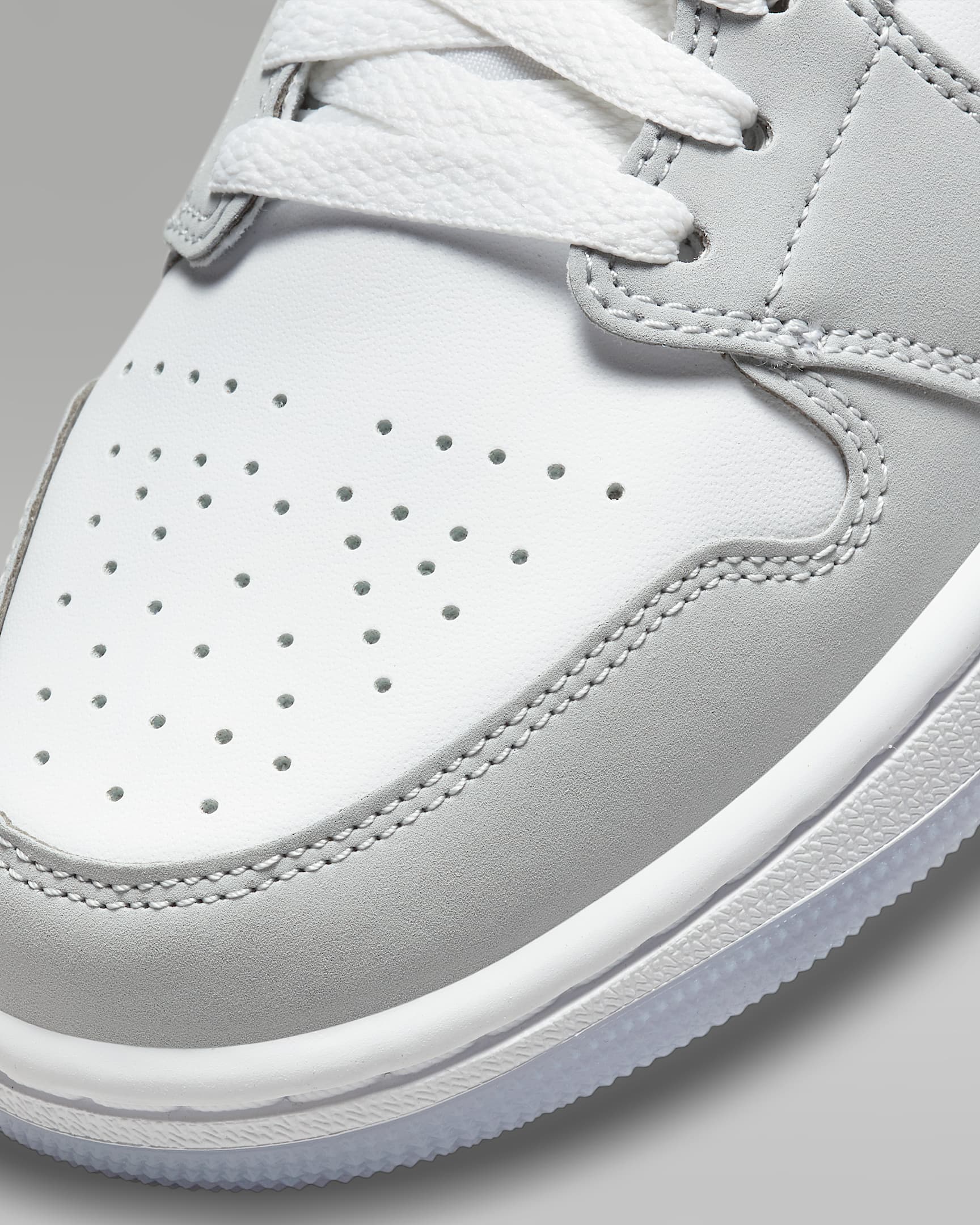 Air Jordan 1 Mid Women's Shoes - White/Wolf Grey/Aluminum