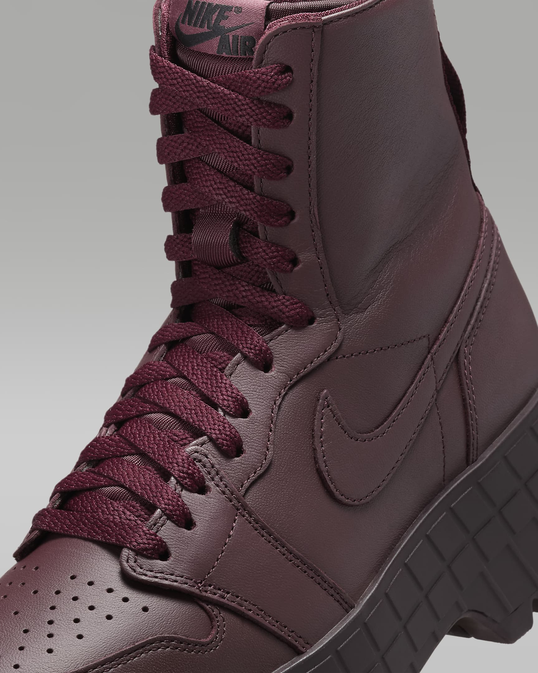 Air Jordan 1 Brooklyn Women's Boot - Burgundy Crush/Burgundy Crush/Brown Basalt