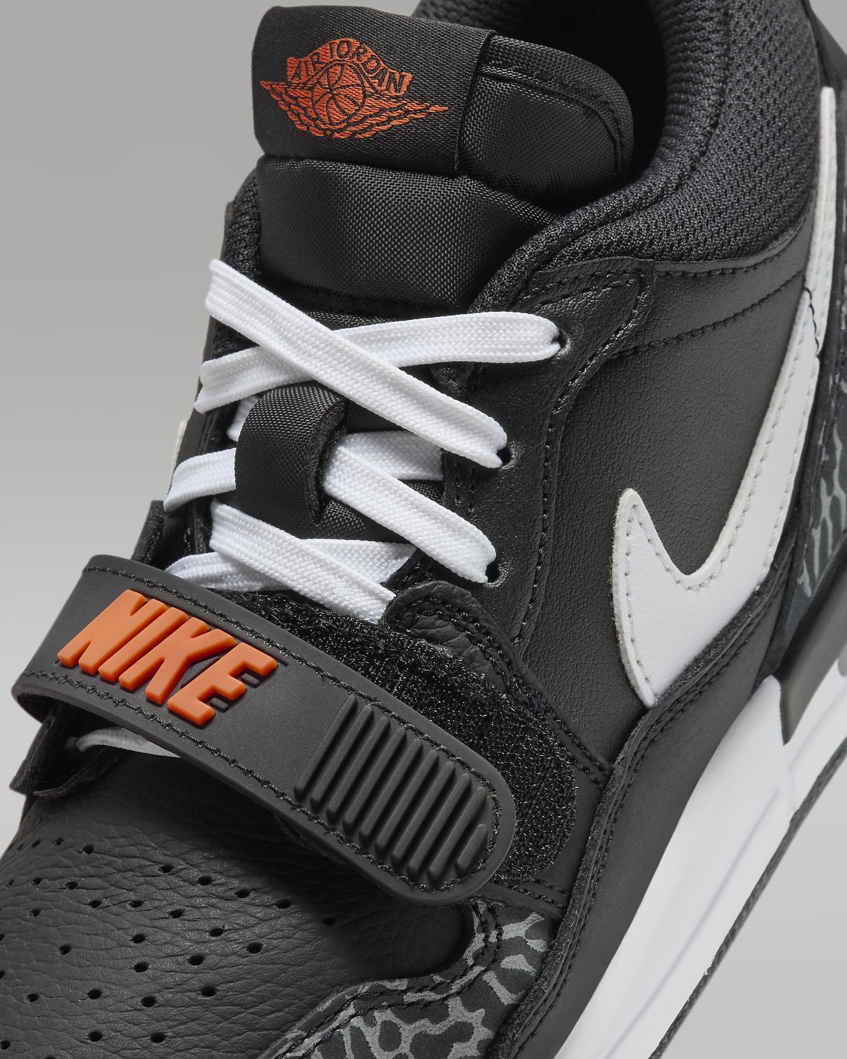 Bota Air Jordan Legacy 312 Low pro větší děti - Černá/Wolf Grey/Safety Orange/Bílá