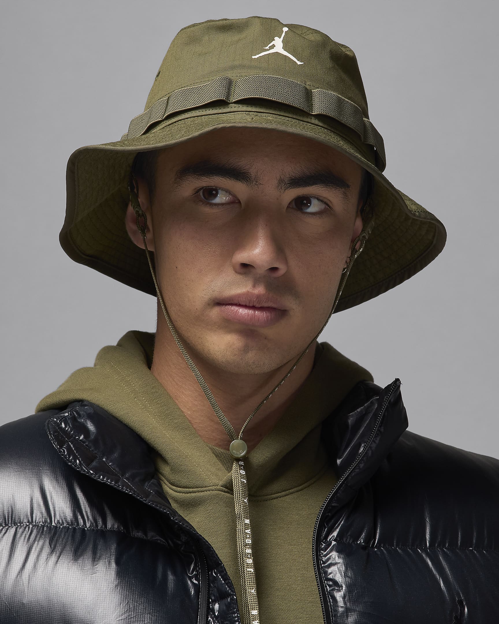 Jordan Apex Bucket Hat - Medium Olive/Medium Olive/Sail