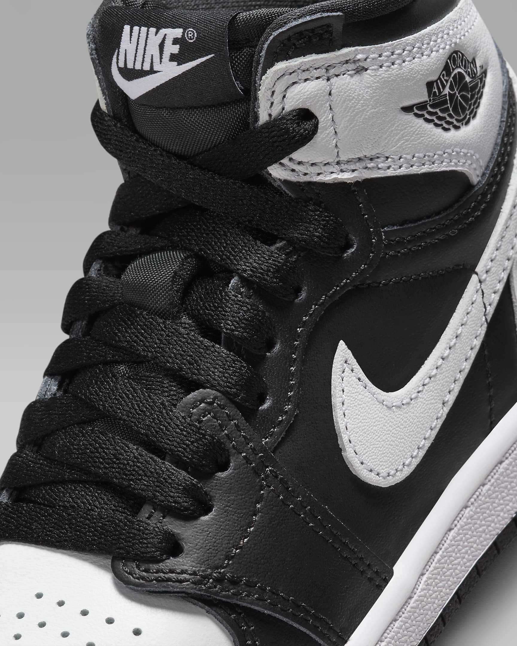 Jordan 1 Retro High OG 