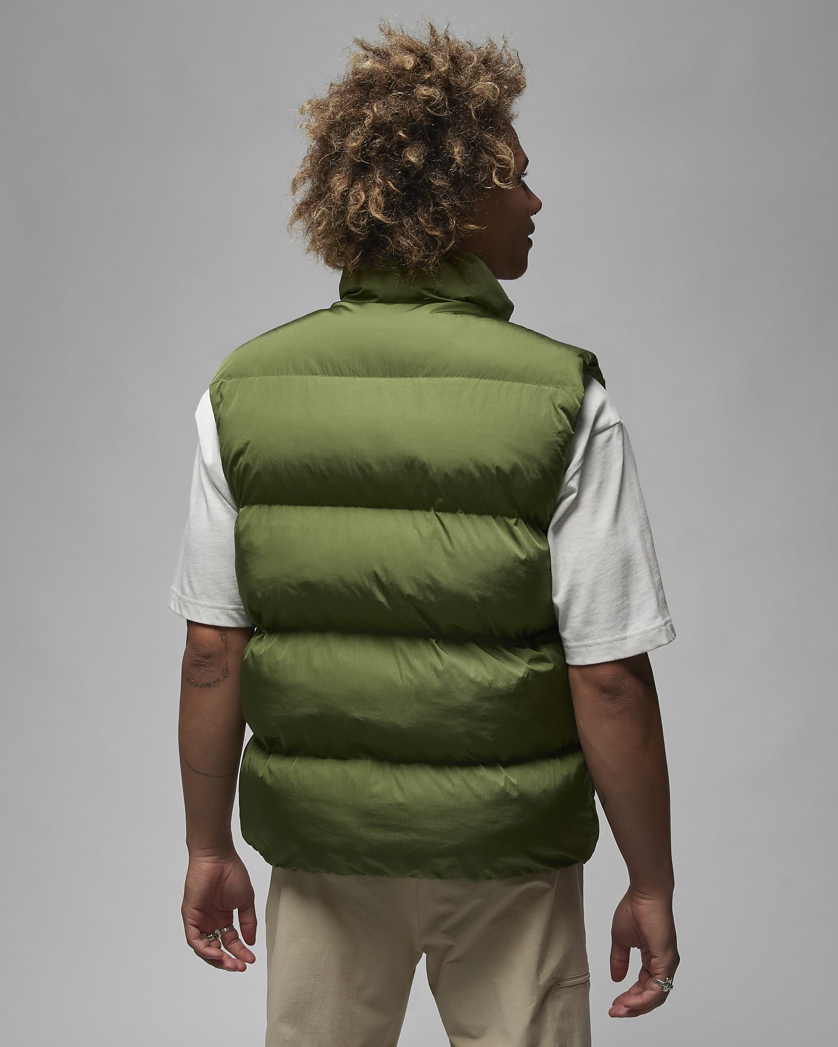 Jordan Essentials bodywarmer voor heren - Sky J Light Olive/Sail