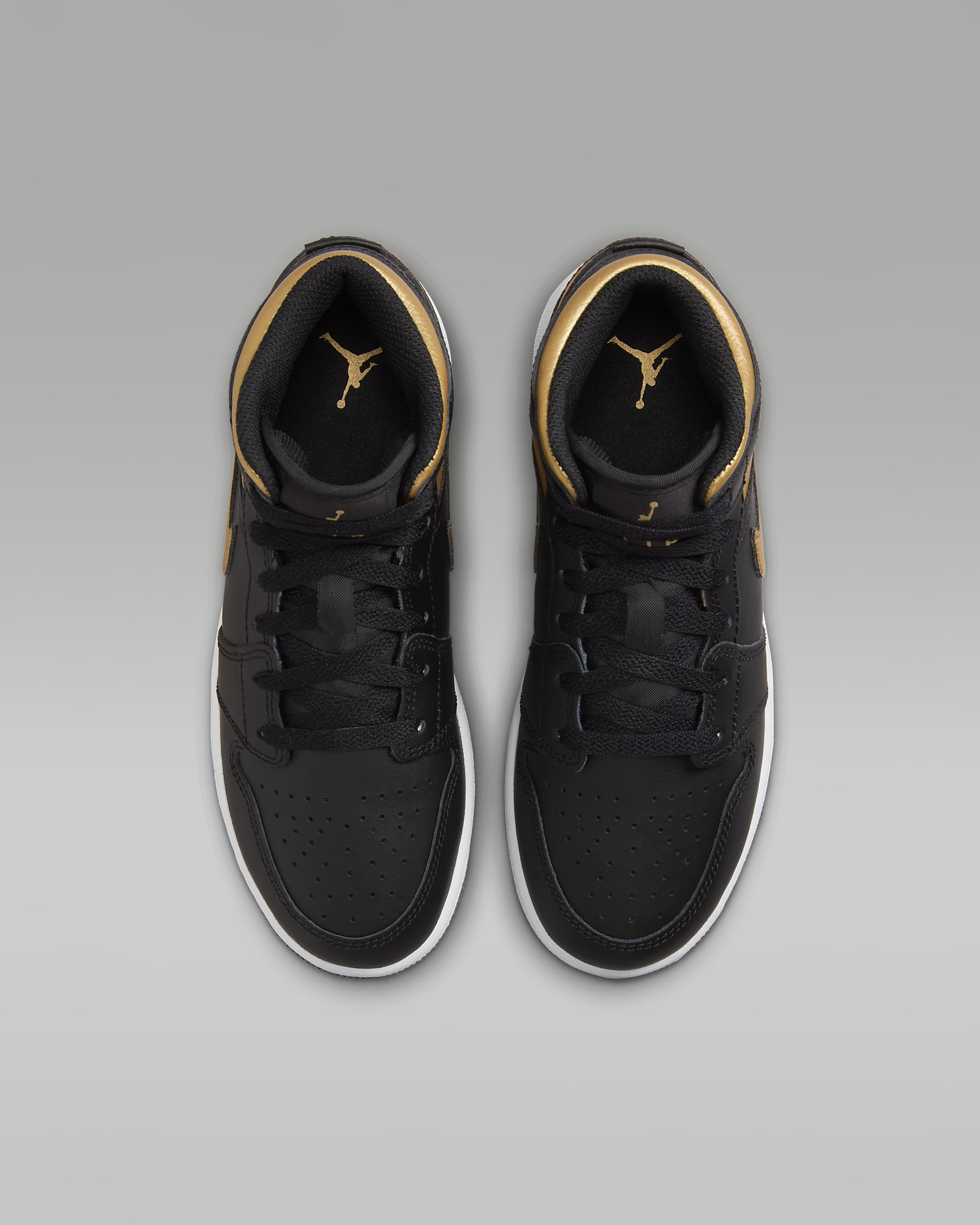 Air Jordan 1 Mid sko til store barn - Svart/Hvit/Metallic Gold