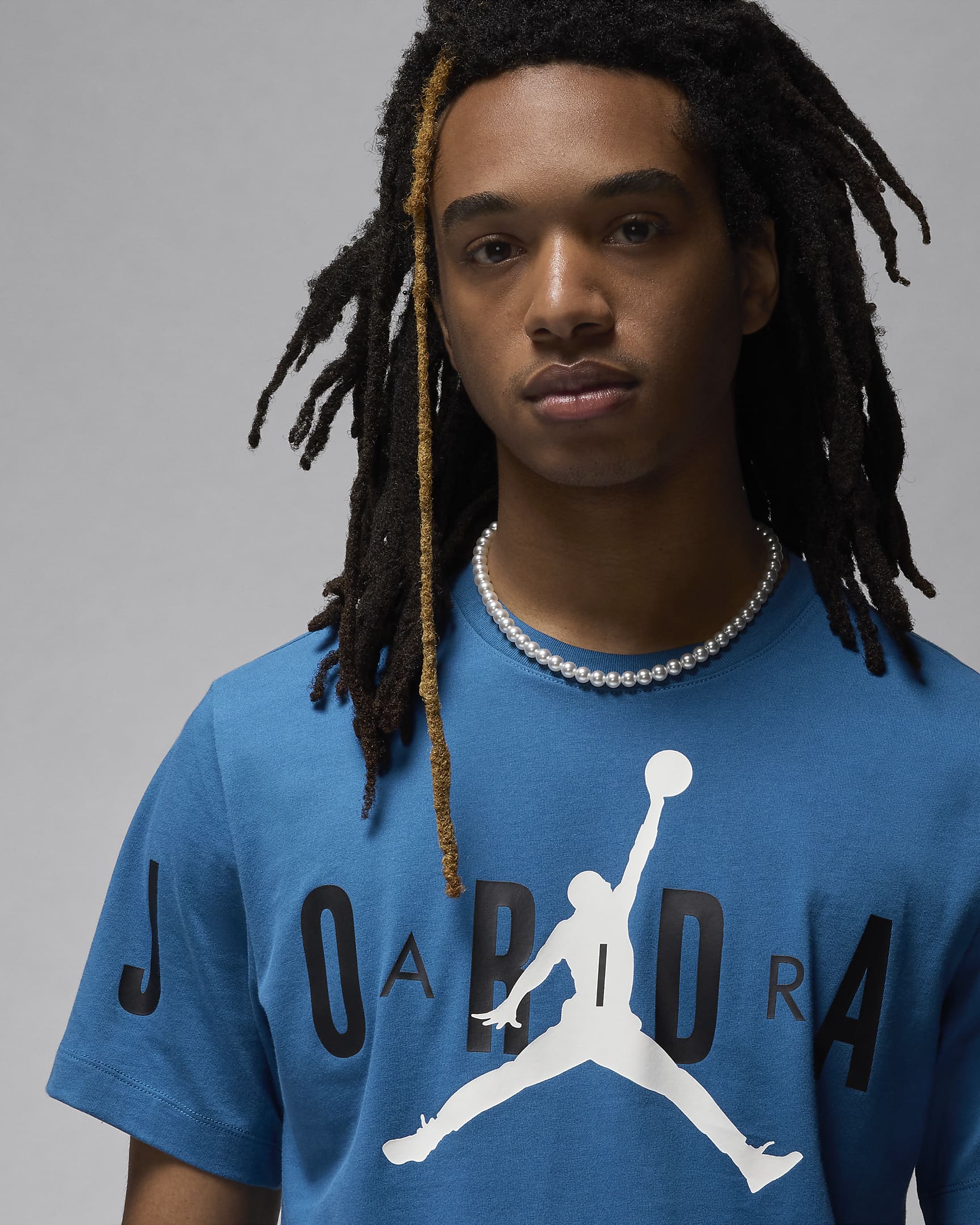 Jordan Air Men's Stretch TShirt. Nike BE