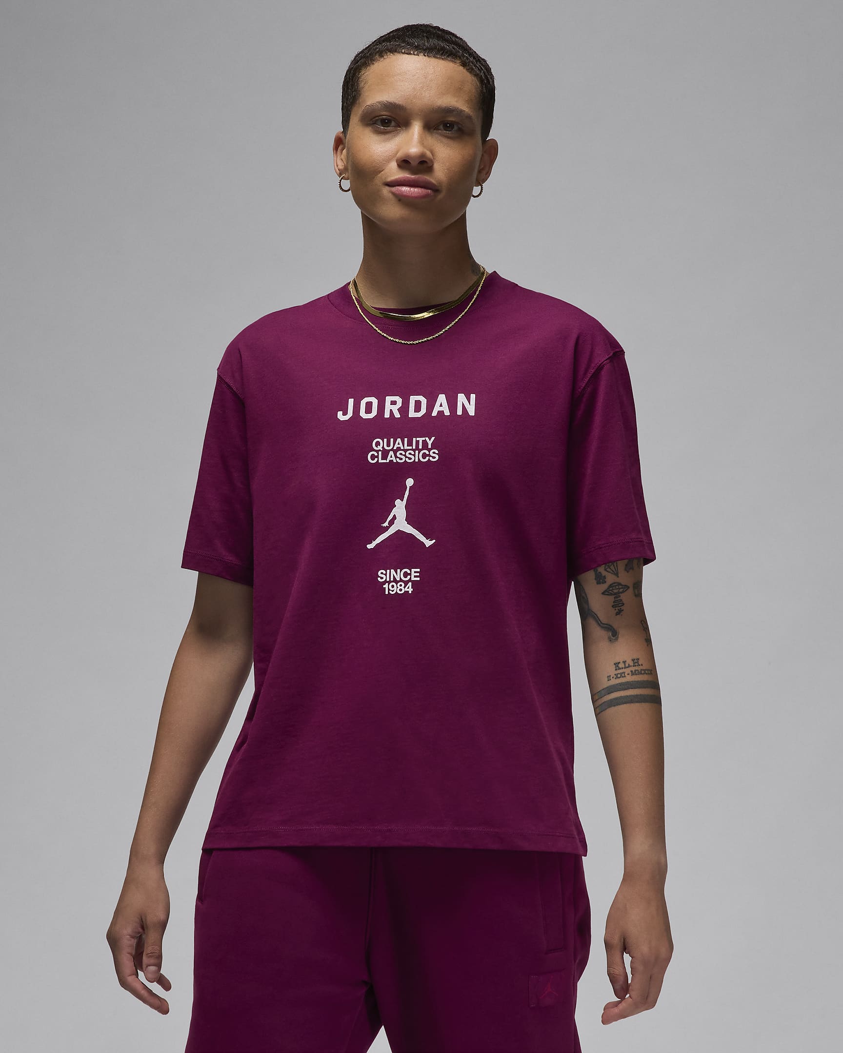 Jordan Women's Girlfriend T-Shirt - Bordeaux/White