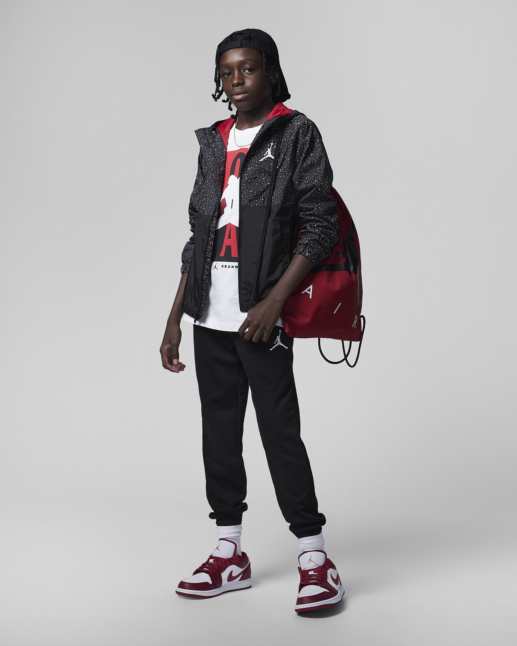 Jordan Older Kids' Hooded Colour-block Windbreaker. Nike LU