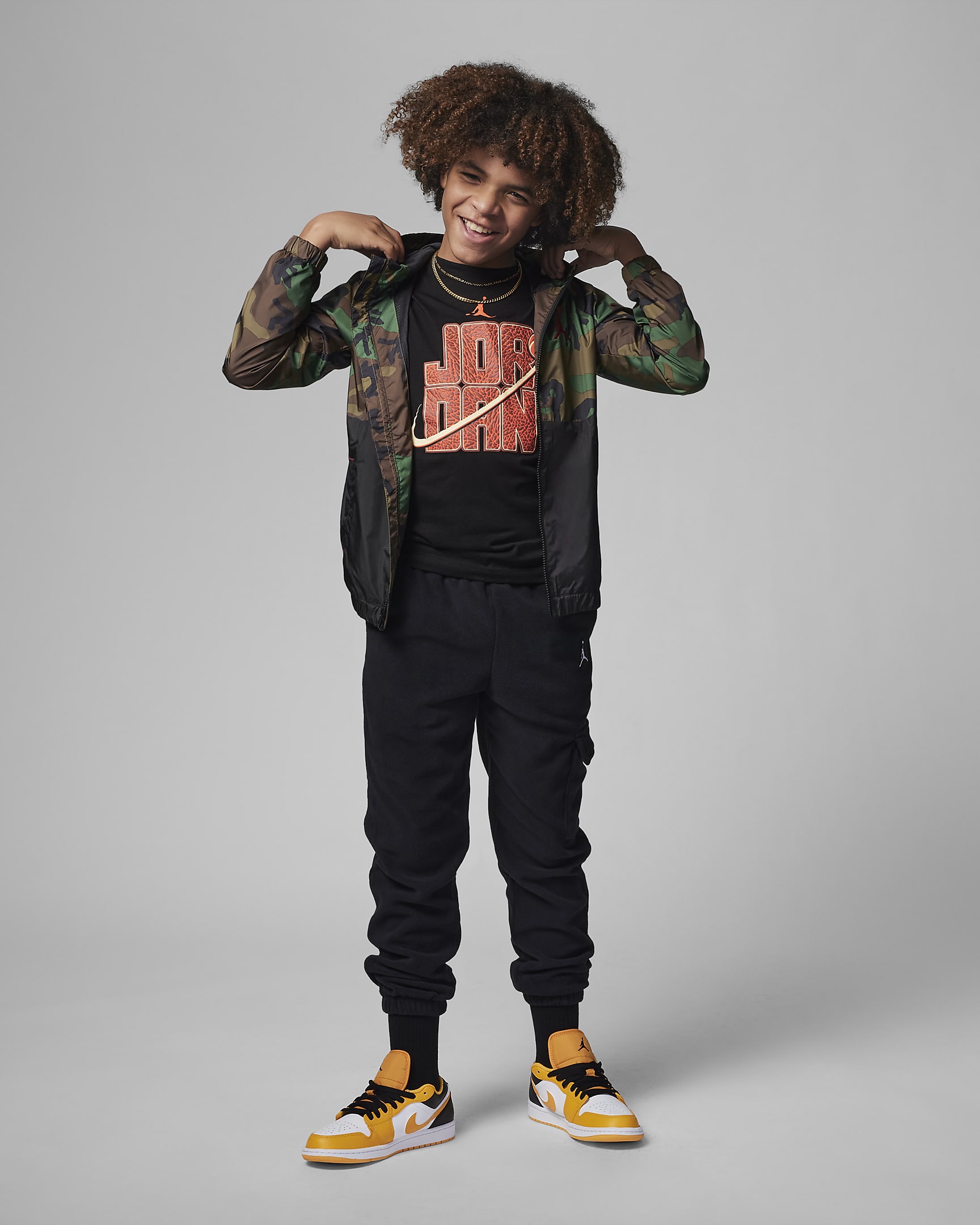 Jordan Dunk On Mars Tee Older Kids' (Boys') T-Shirt. Nike UK