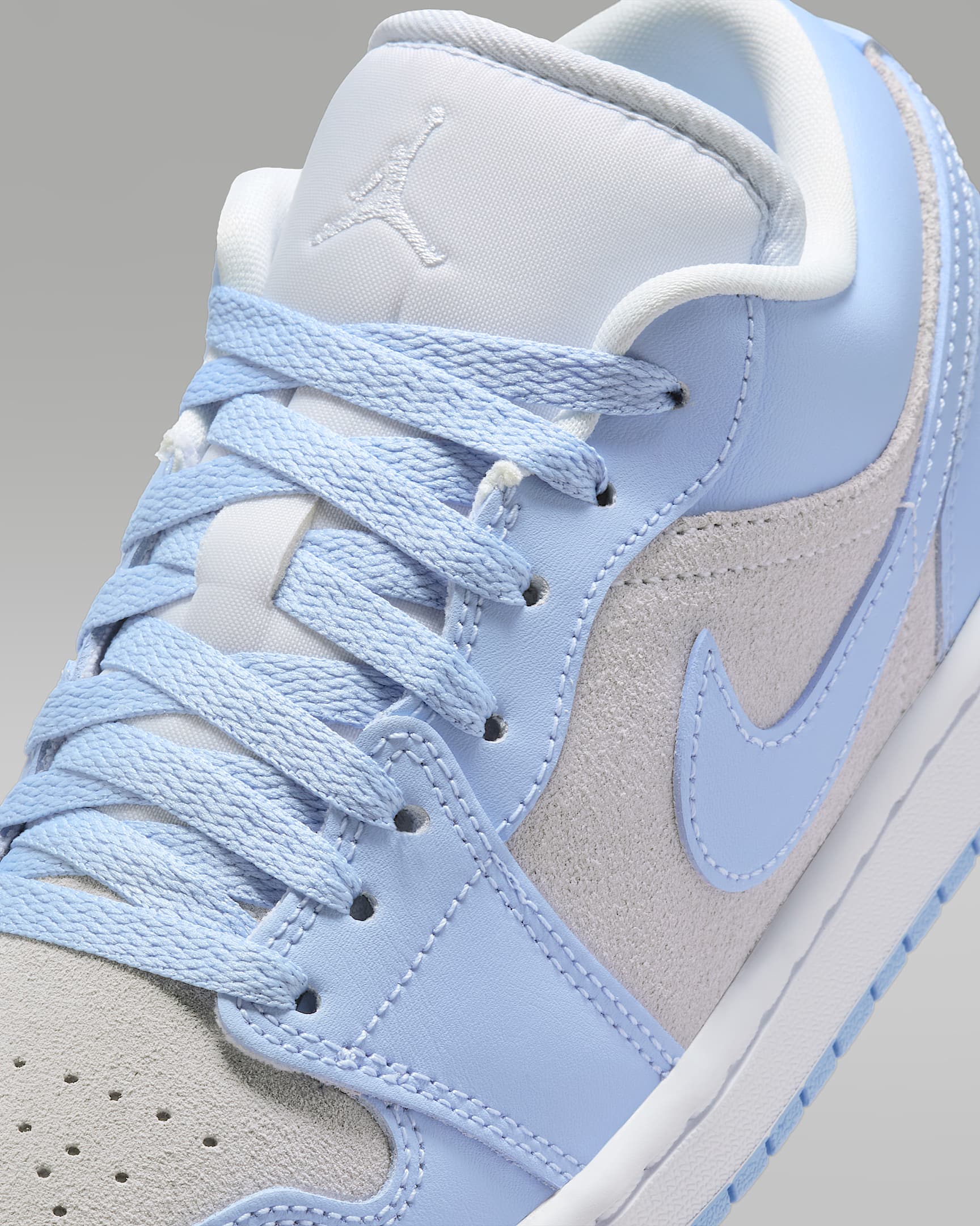 Air Jordan 1 Low Women's Shoes - Football Grey/White/Aluminium