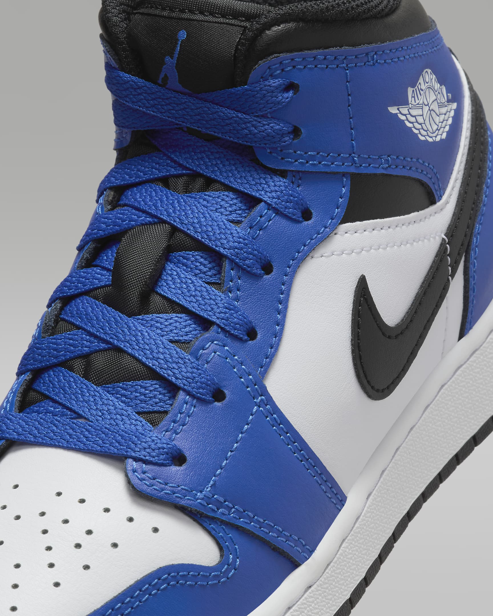 Air Jordan 1 Mid Older Kids' Shoes - Game Royal/White/Black