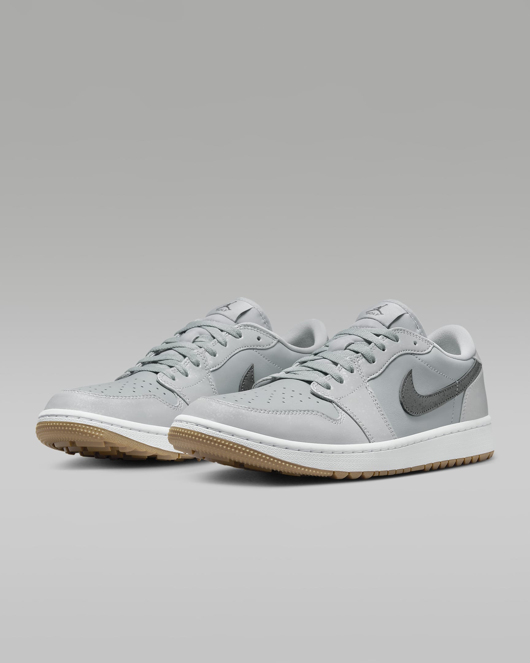 Air Jordan 1 Low G Golfschuh - Wolf Grey/Weiß/Gum Medium Brown/Iron Grey