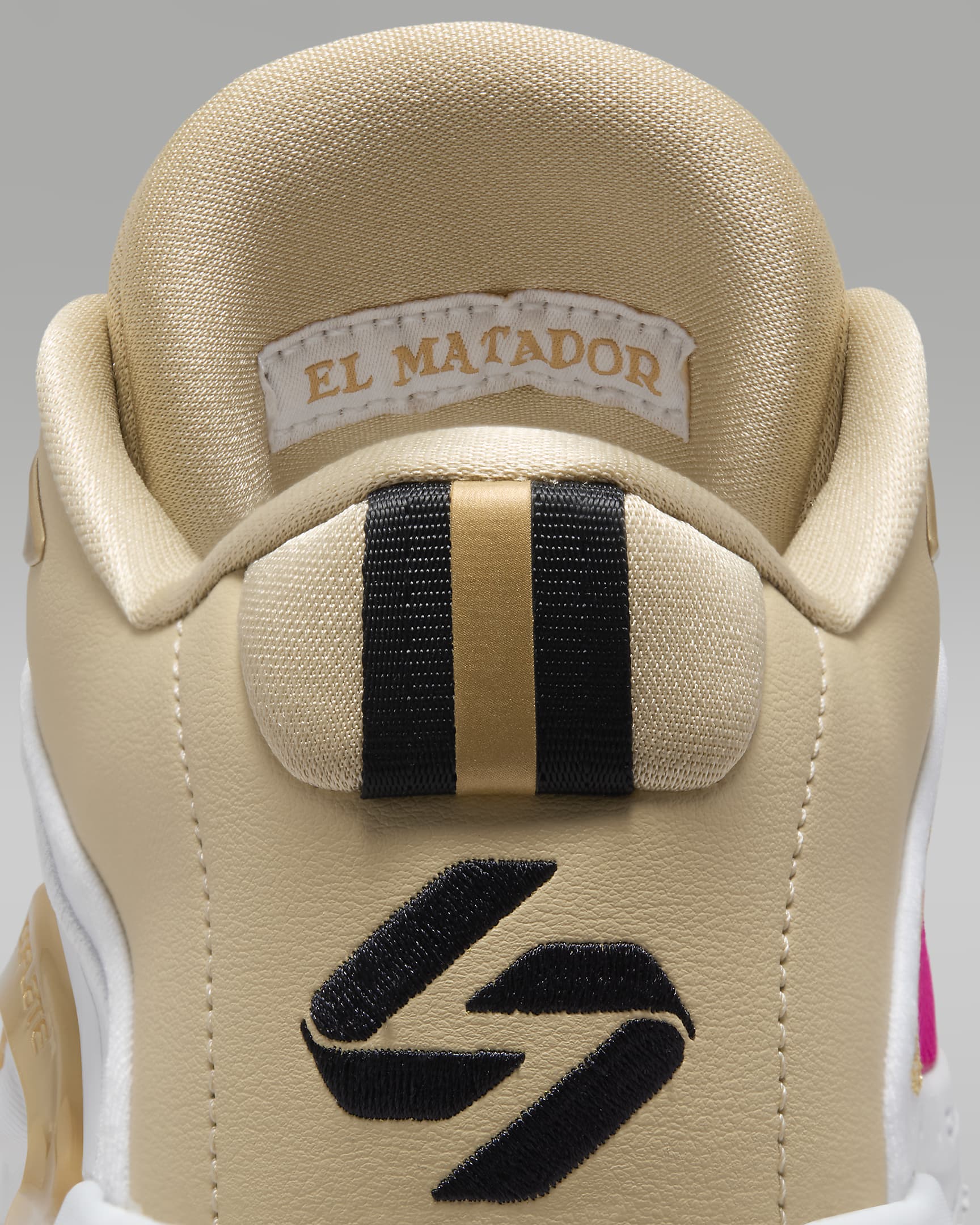 Luka 3 SE 'Matador' Basketball Shoes - White/Team Gold/Metallic Gold/Black