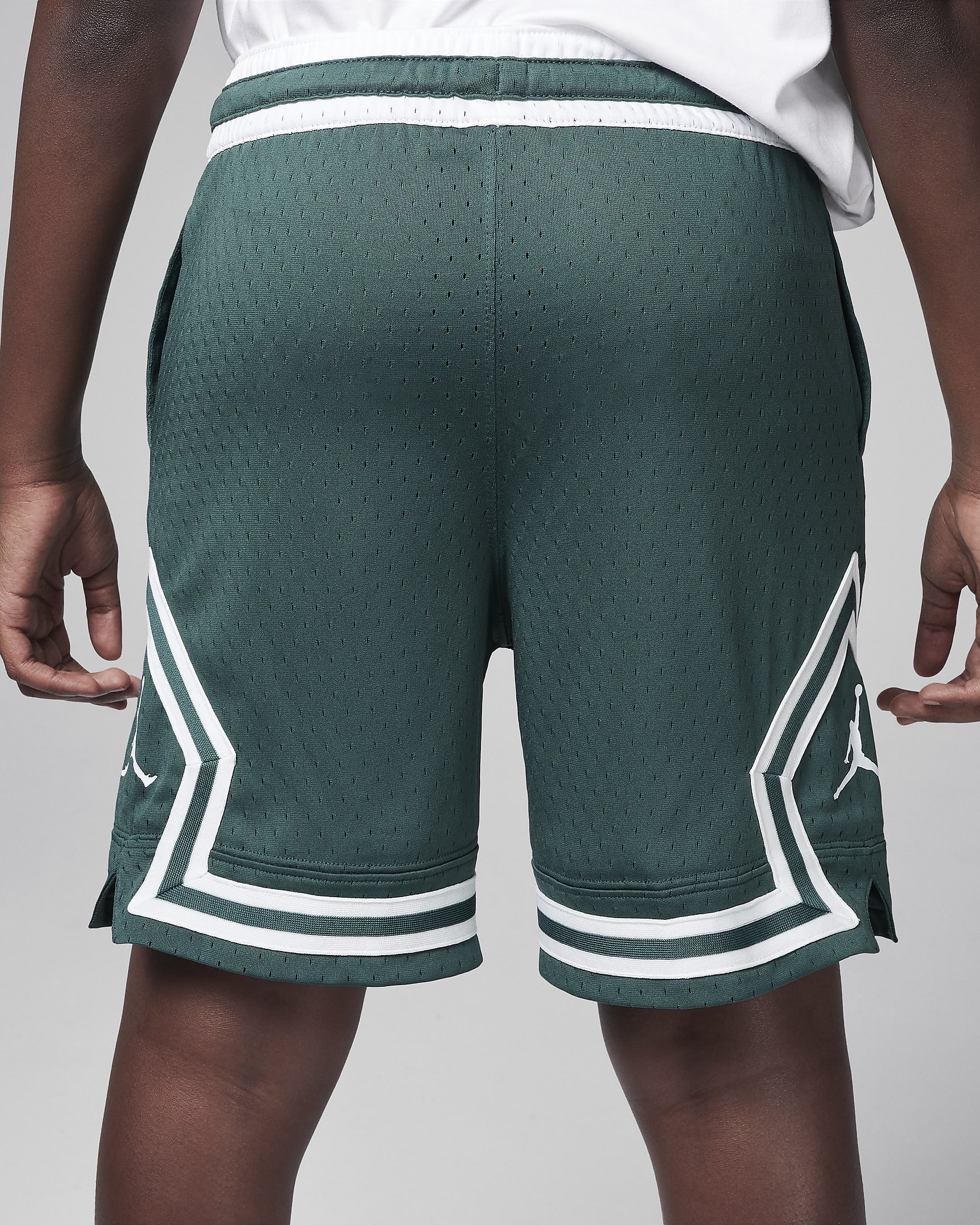 Calções Diamond Dri-FIT Jordan Sport Júnior - Verde Oxidized