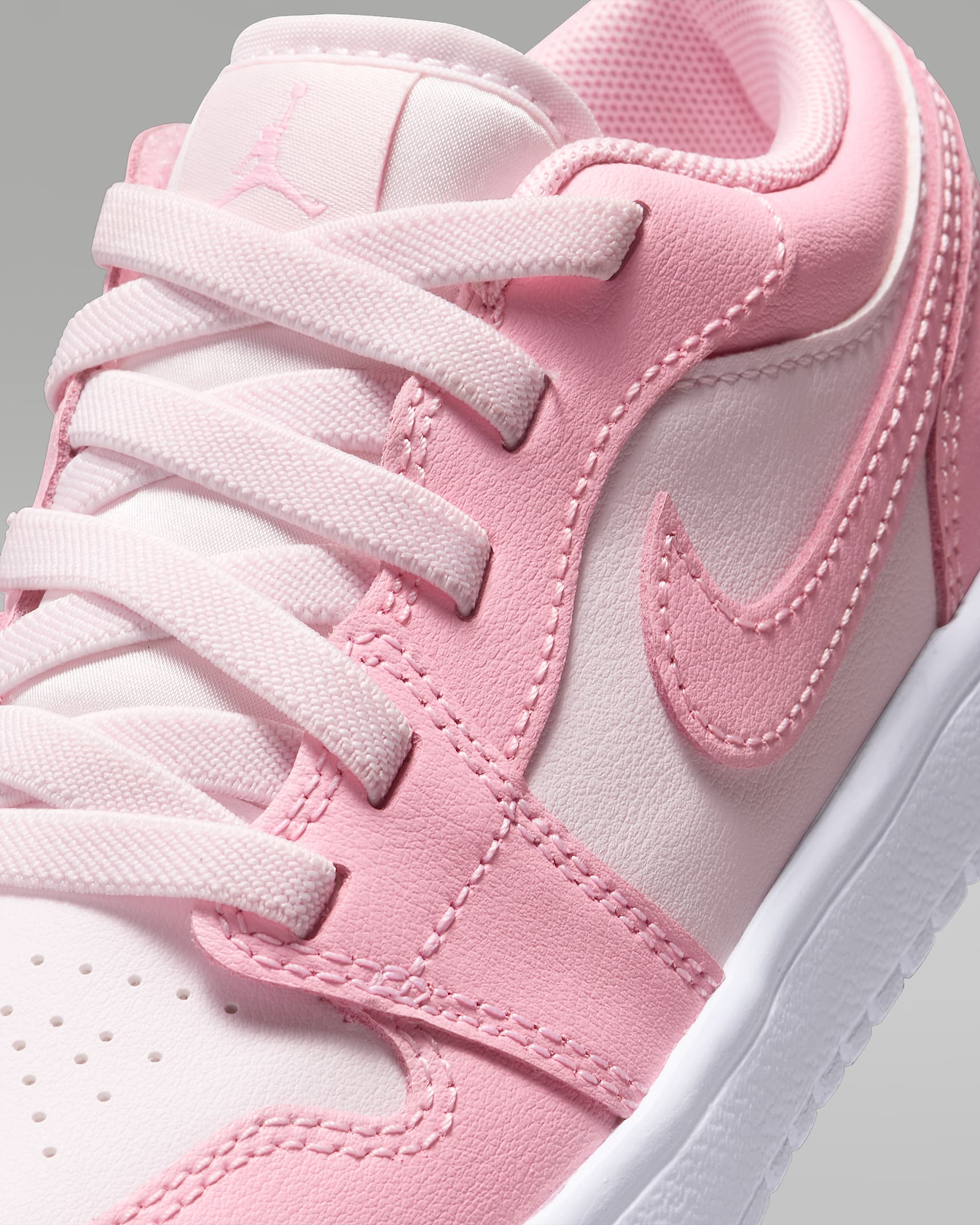 Jordan 1 Low Alt Küçük Çocuk Ayakkabısı - Medium Soft Pink/Beyaz/Pearl Pink