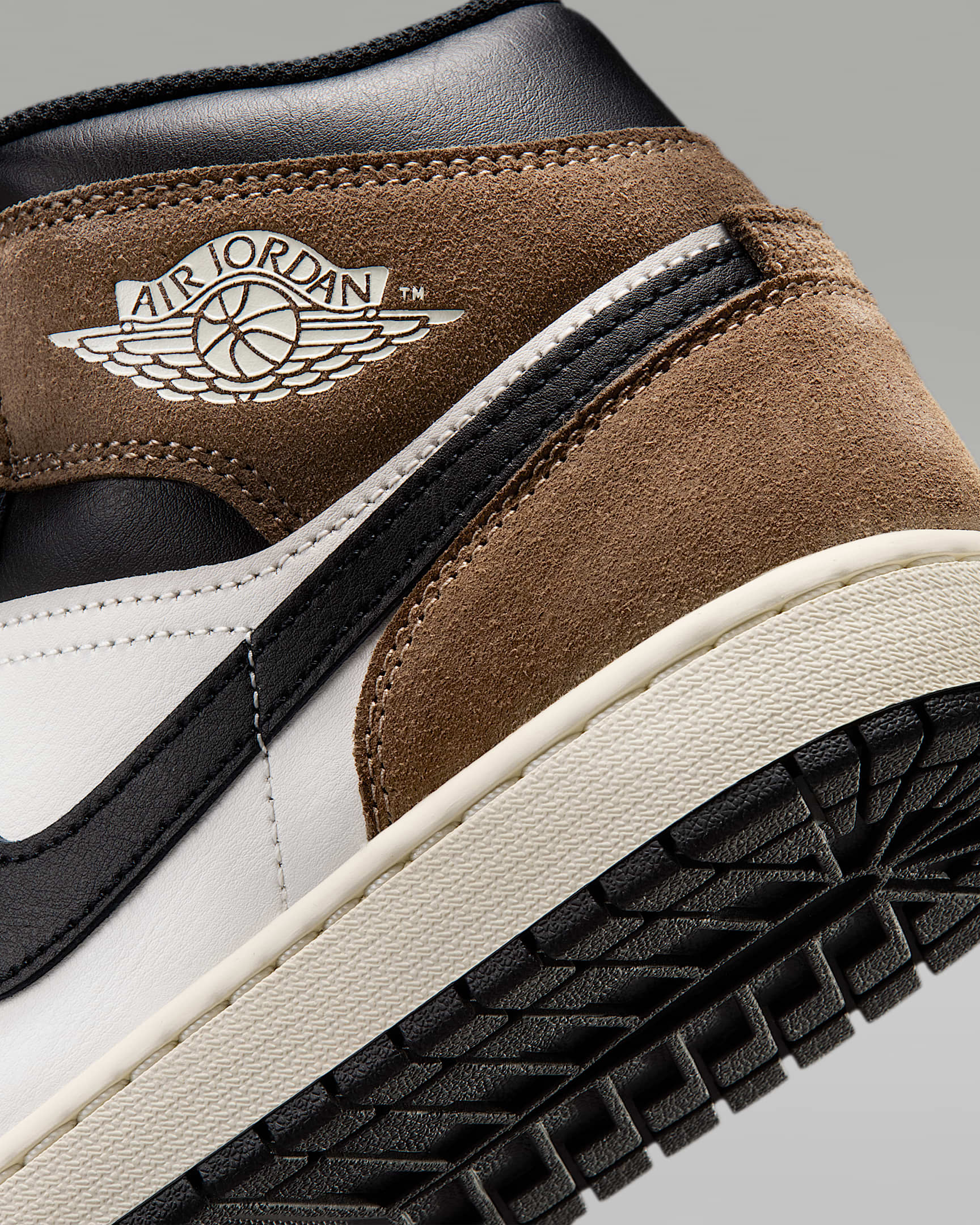Air Jordan 1 Mid Men's Shoes - Black/Palomino/University Red/Phantom