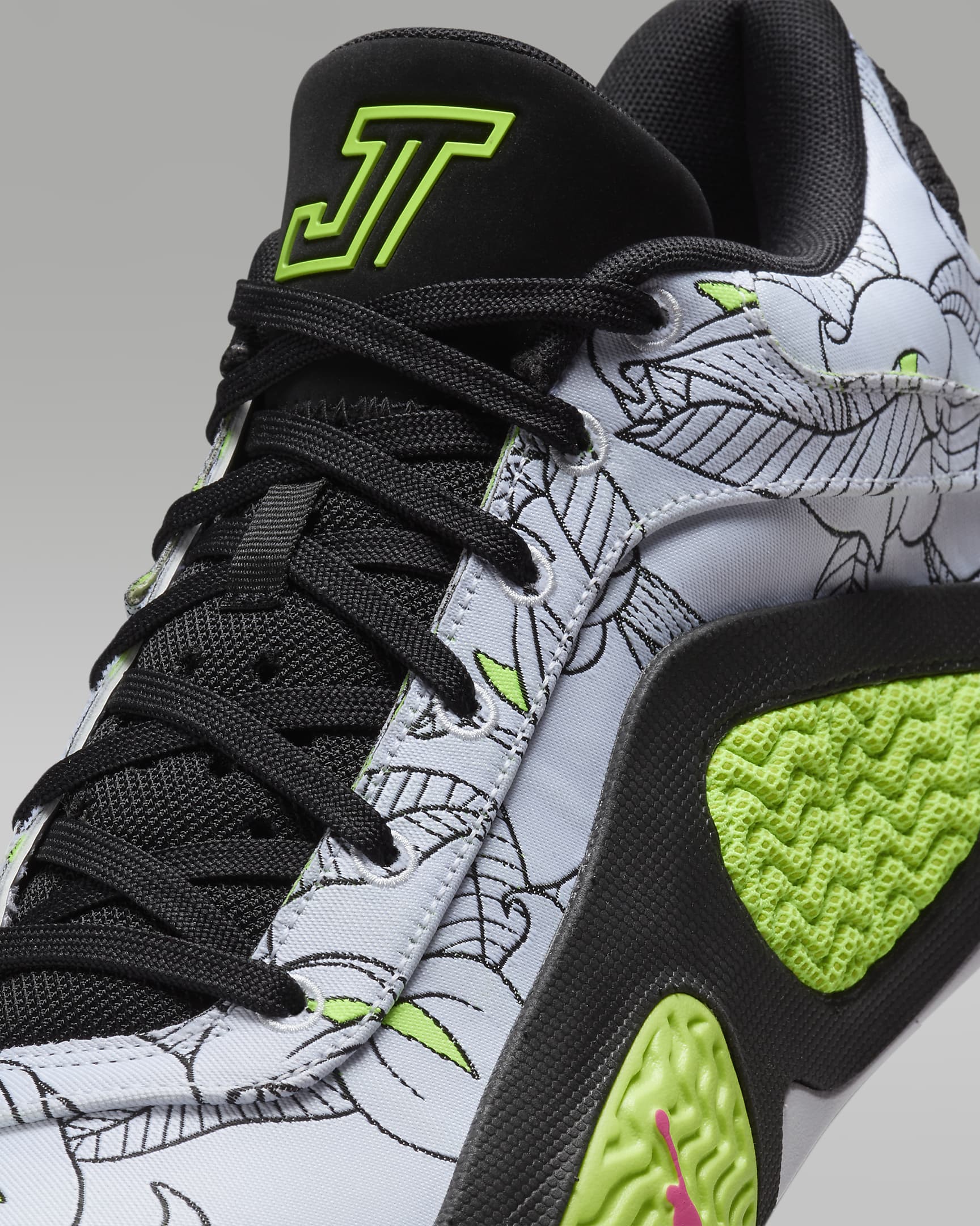 Tatum 2 Basketball Shoes. Nike SK