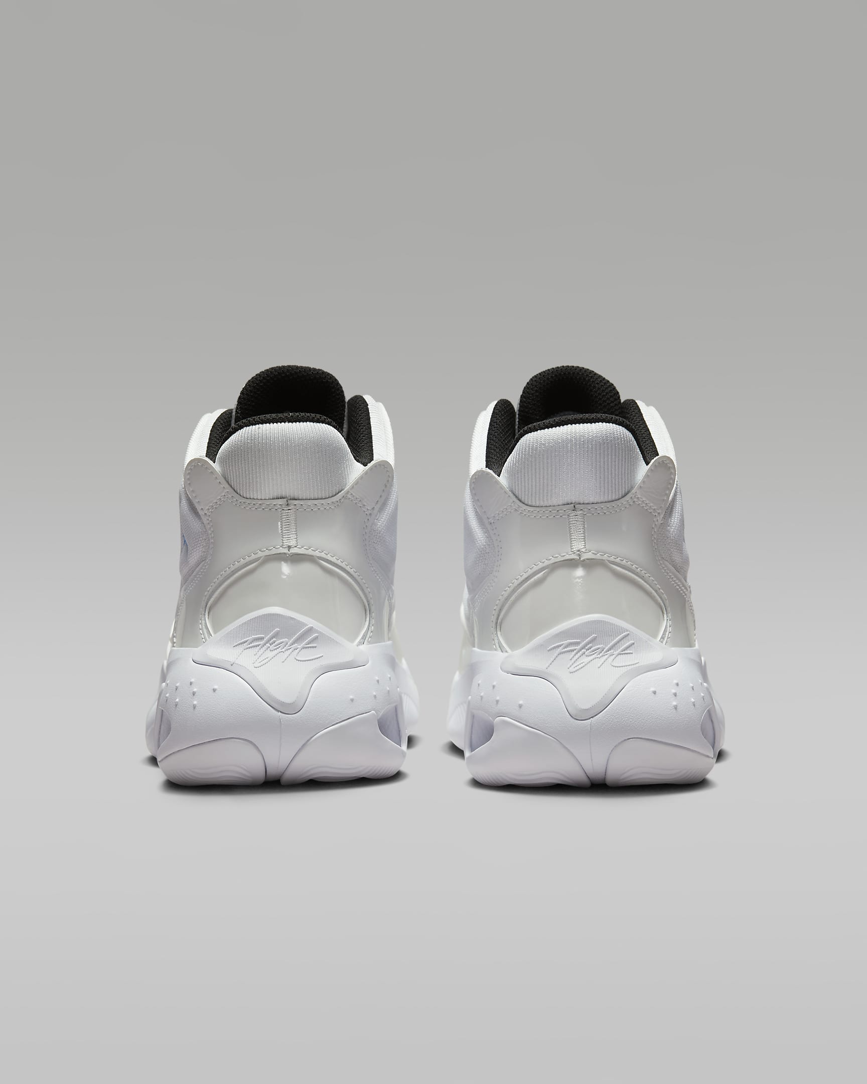 nike jordan max aura 4