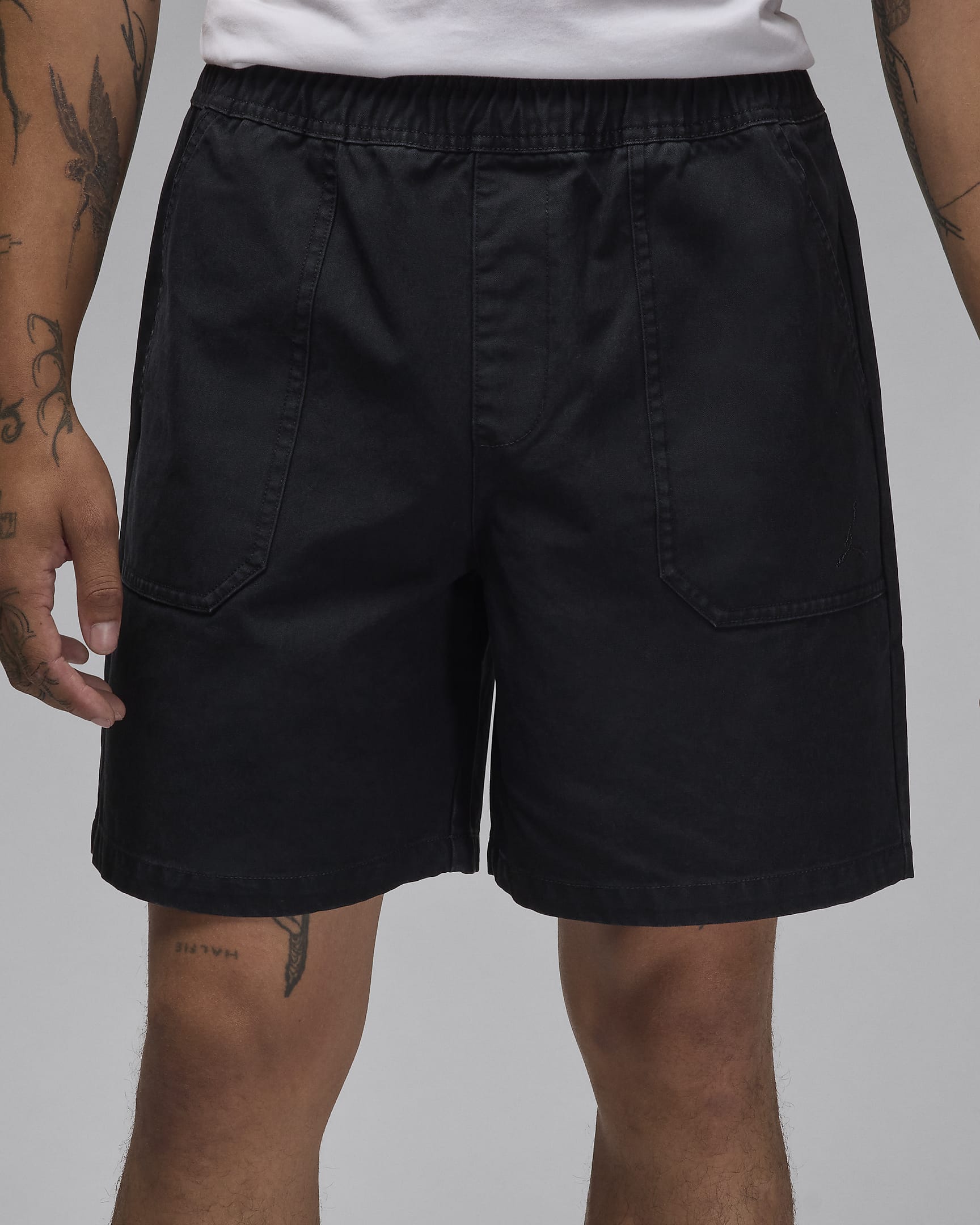 Jordan Essentials Men's Woven Shorts - Black