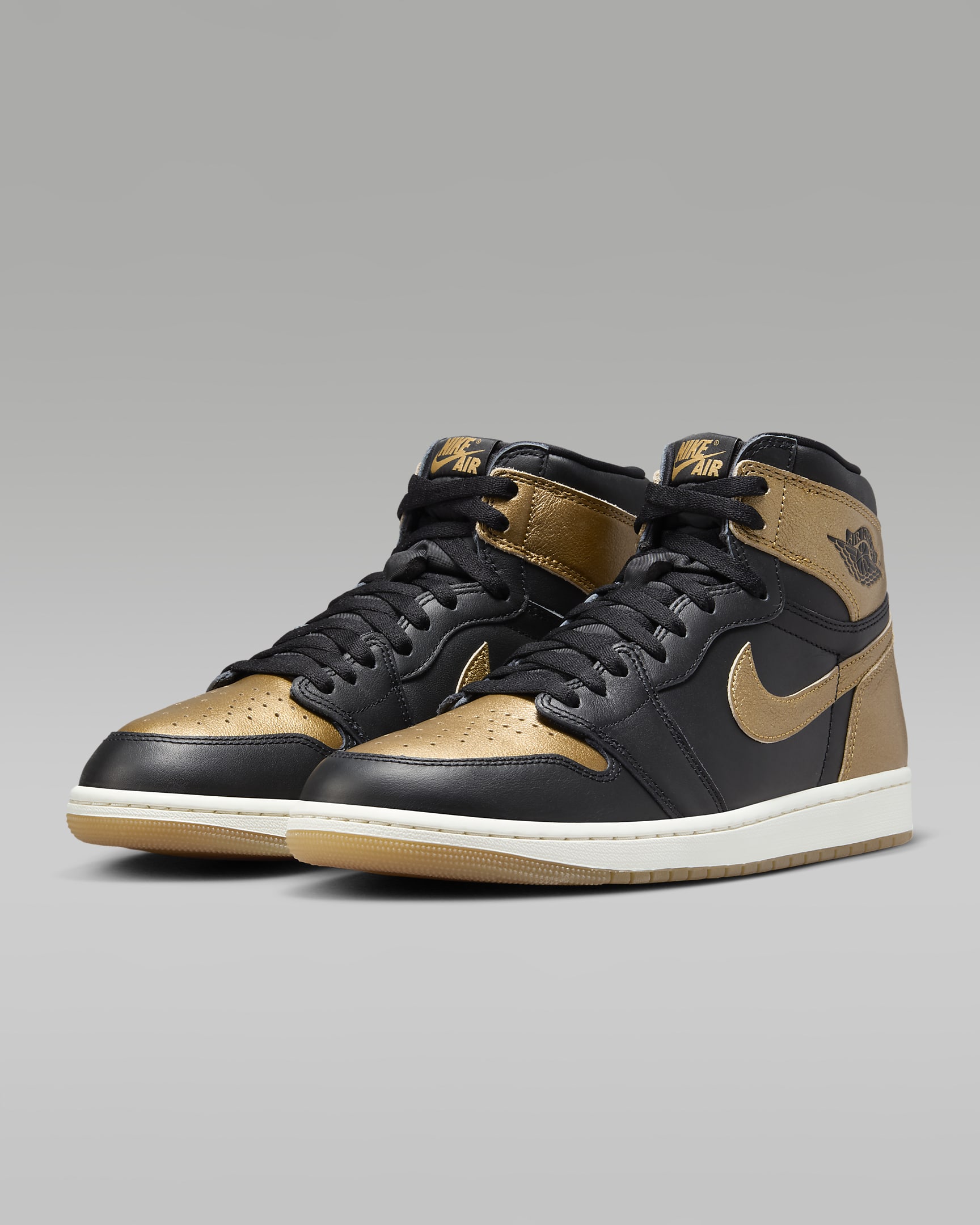 Air Jordan 1 Retro High OG 'Black and Gold' Men's Shoes - Black/Sail/Metallic Gold